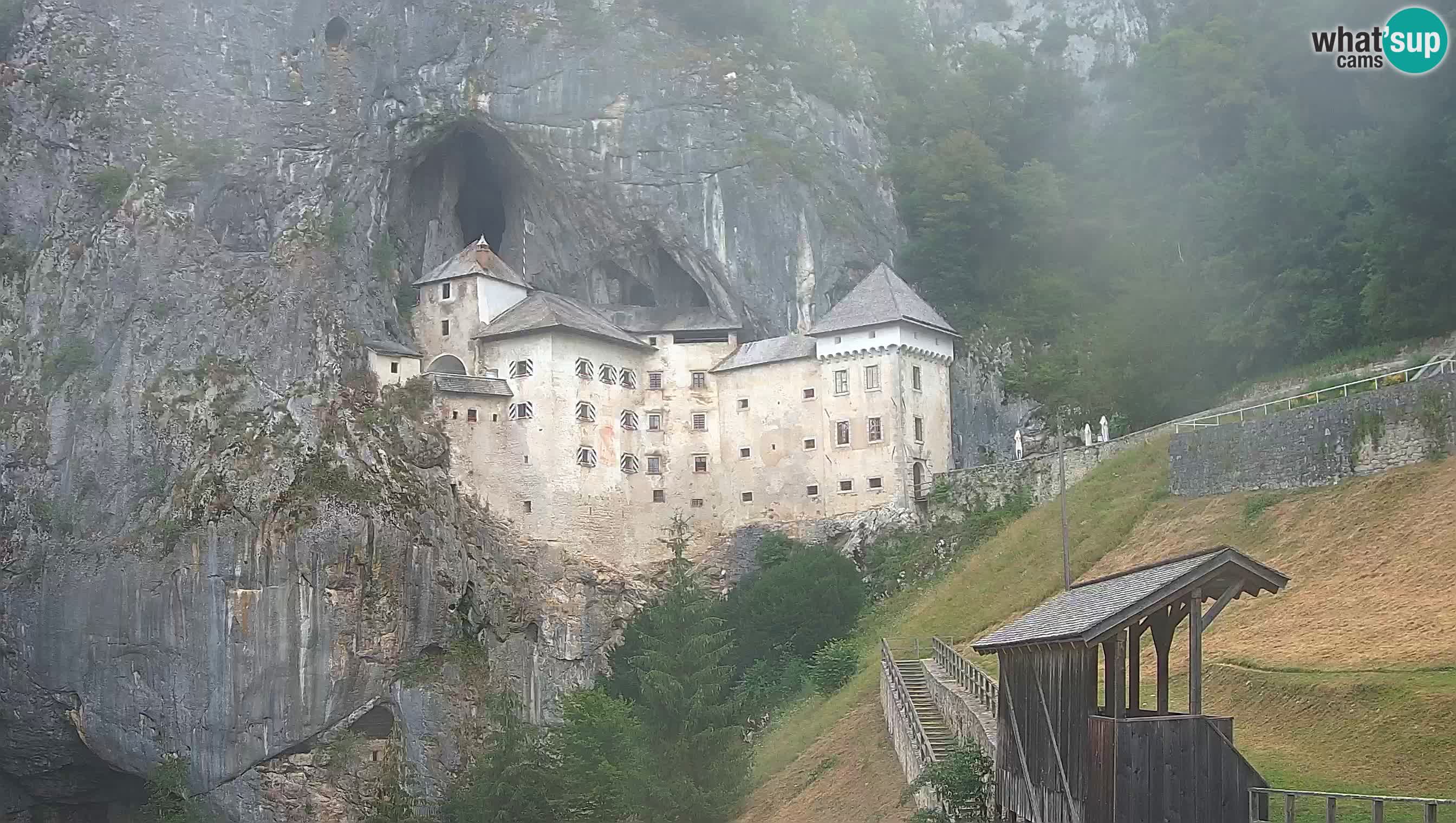 Live Webcam Höhlenburg Predjama – Postojna – Slowenien