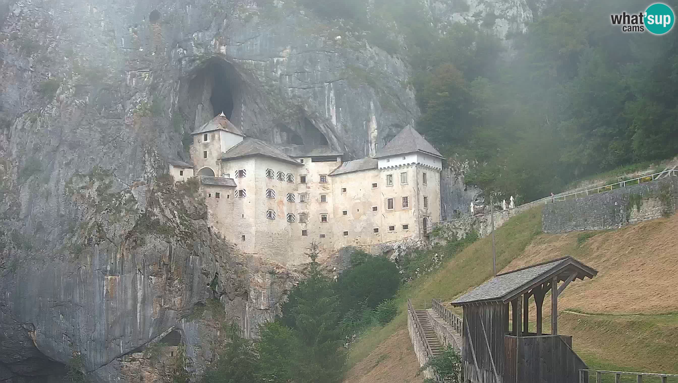 Live Webcam Predjamski grad – Predjama Castle – Postojna – Slovenia