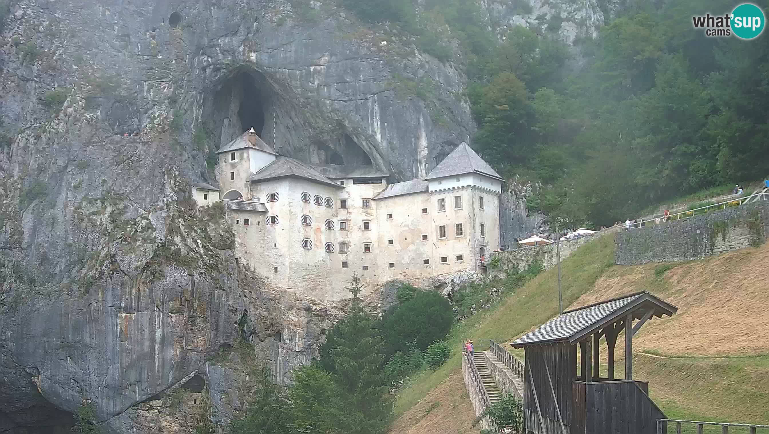 Live Webcam Predjamski grad – Predjama Castle – Postojna – Slovenia