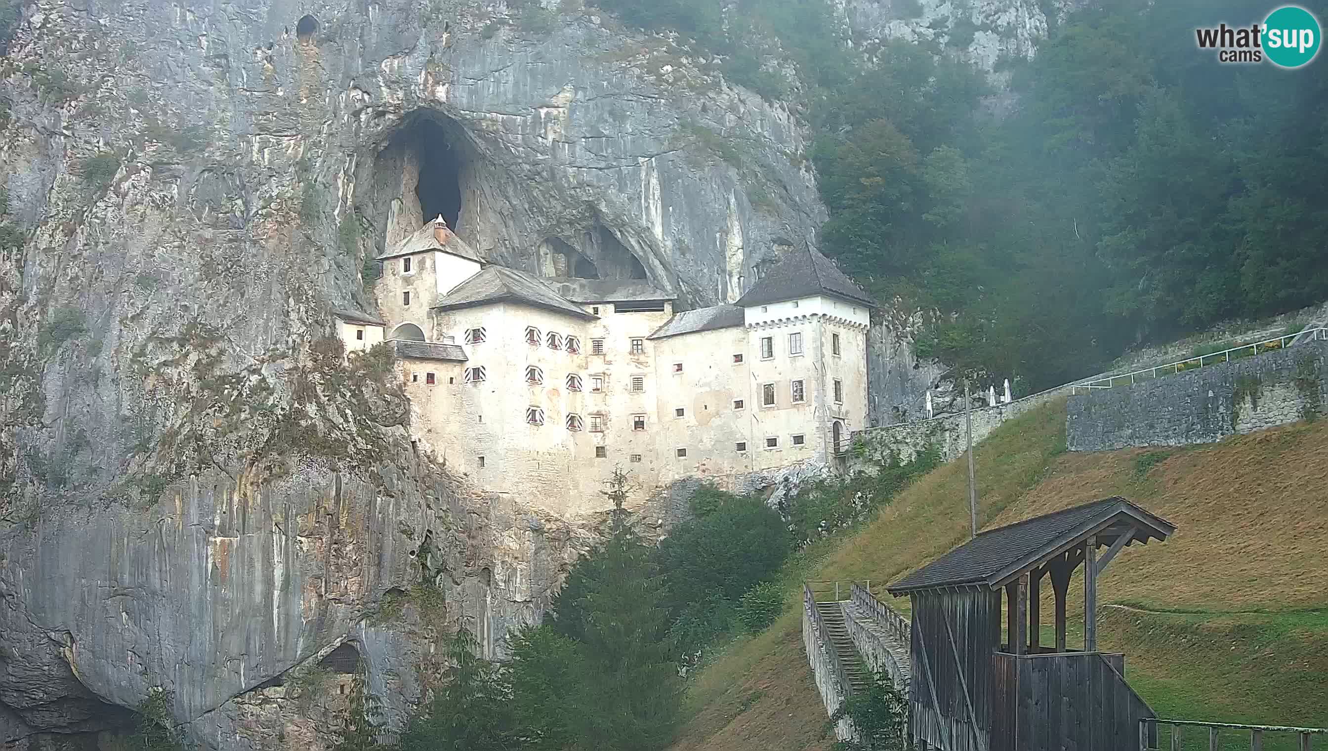 Live Webcam Castello di Predjama – Postumia – Slovenia