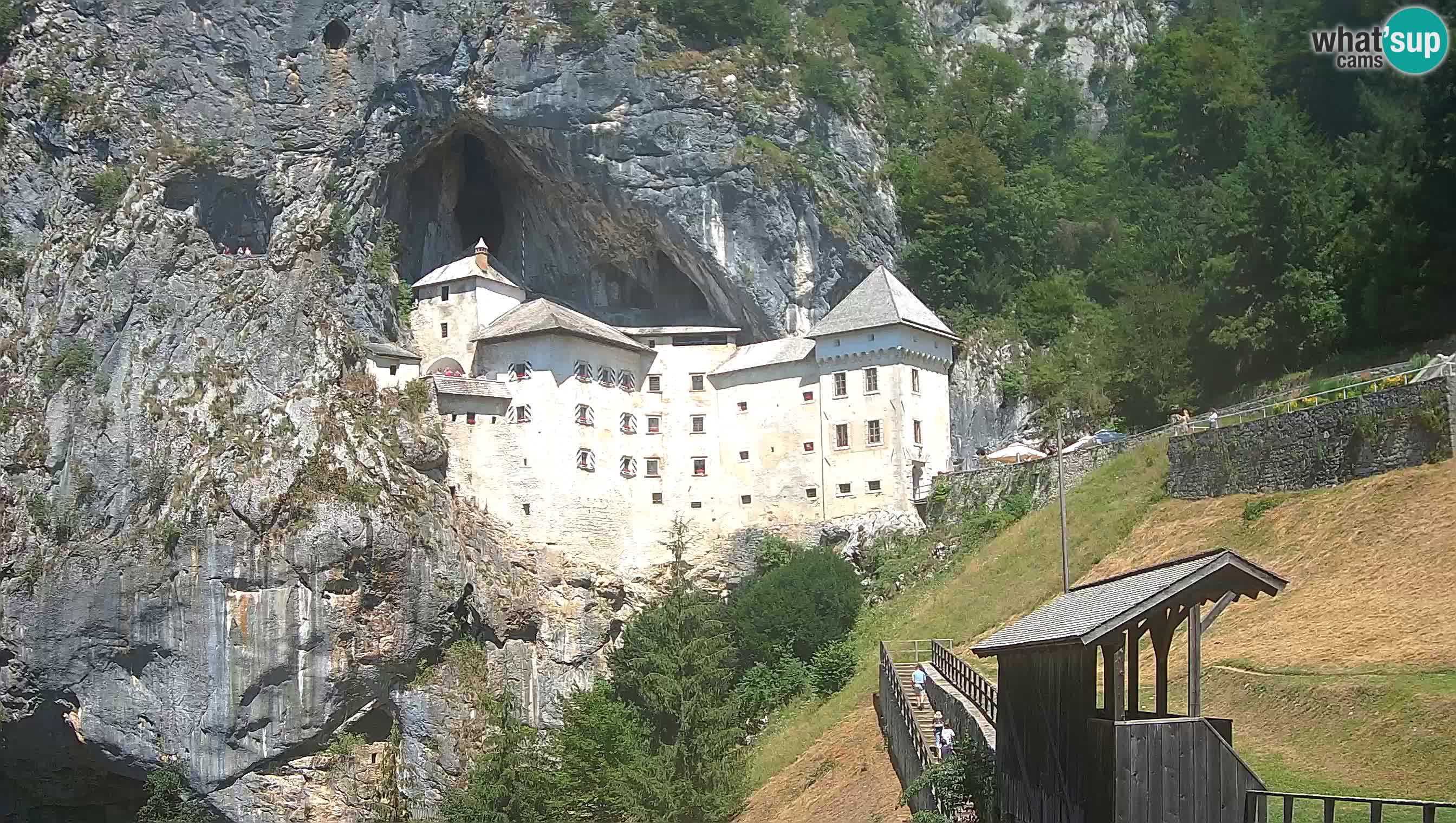 Live Webcam Höhlenburg Predjama – Postojna – Slowenien