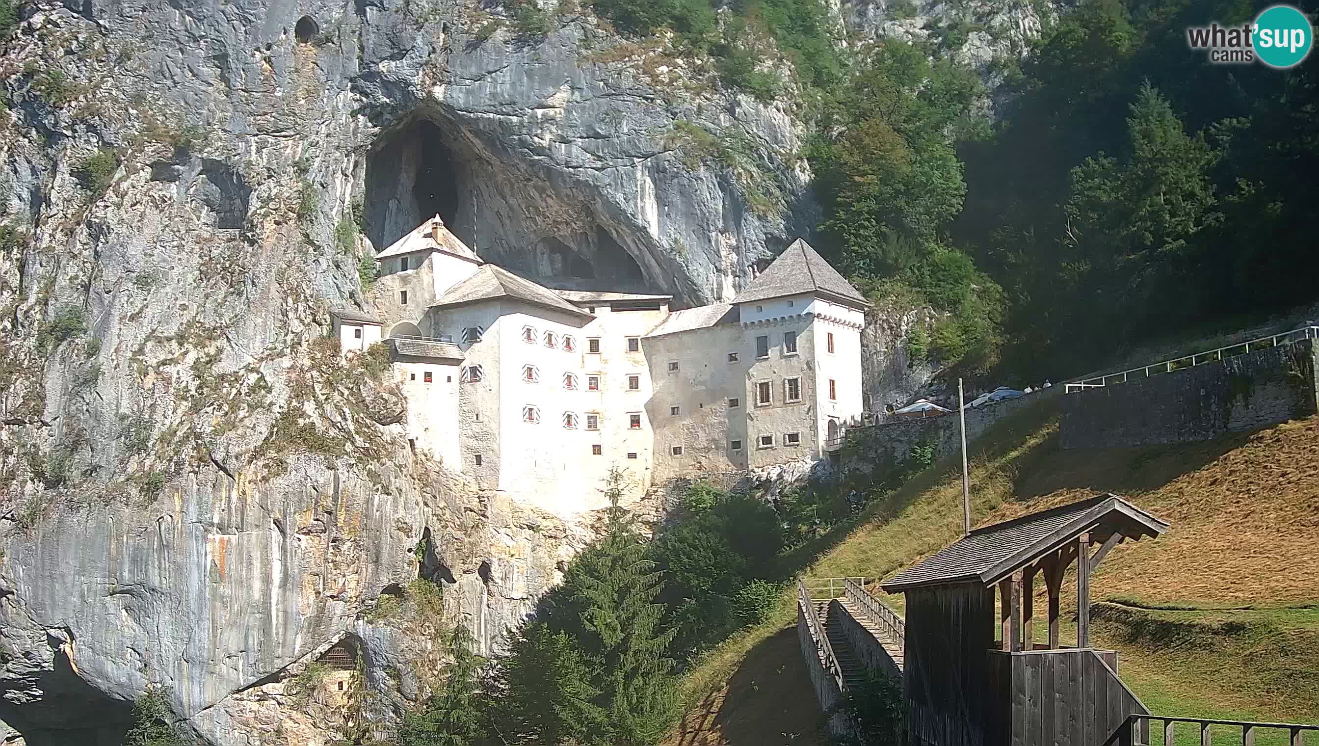 Predjama Castle