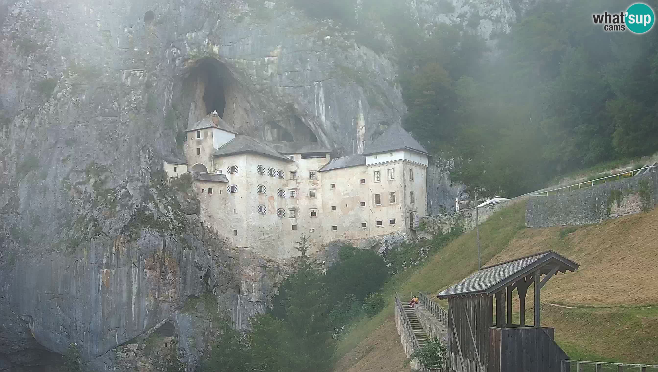 Live Webcam Höhlenburg Predjama – Postojna – Slowenien