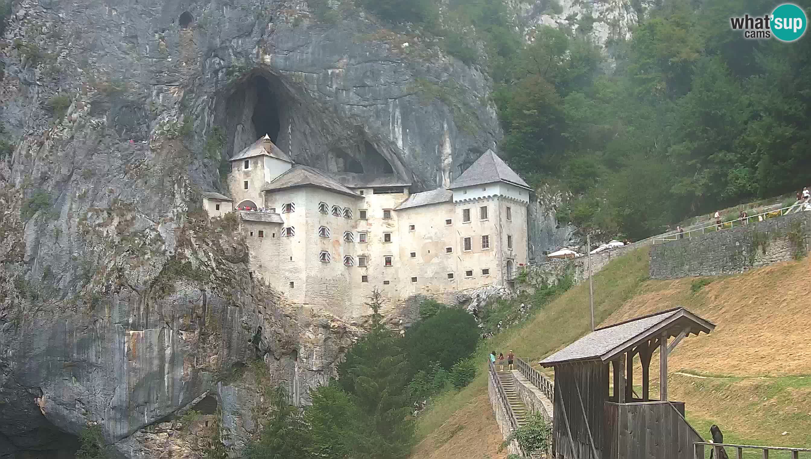 Web kamera Predjamski dvorac – Postojna – Slovenija