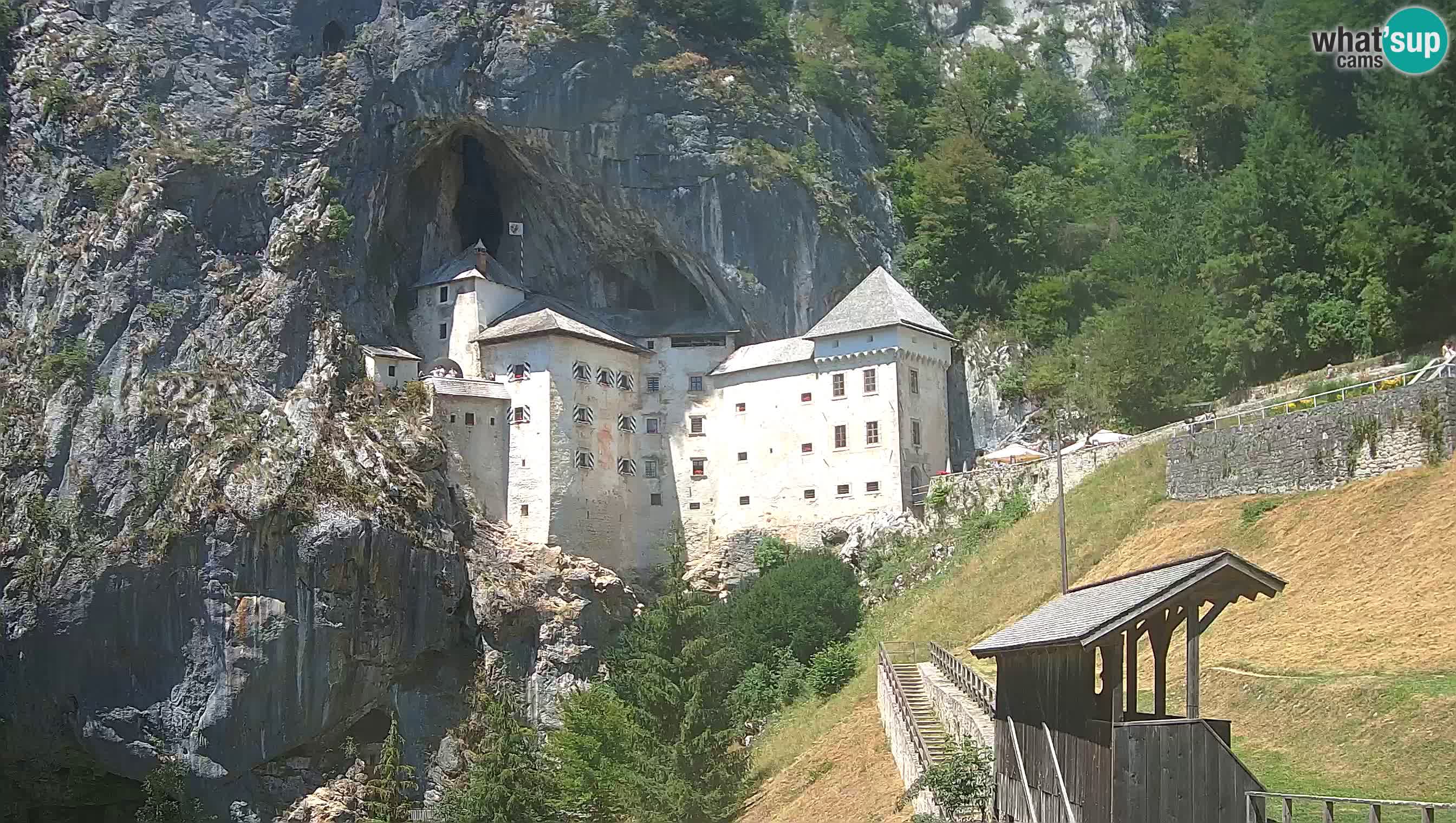 Live Webcam Predjamski grad – Predjama Castle – Postojna – Slovenia