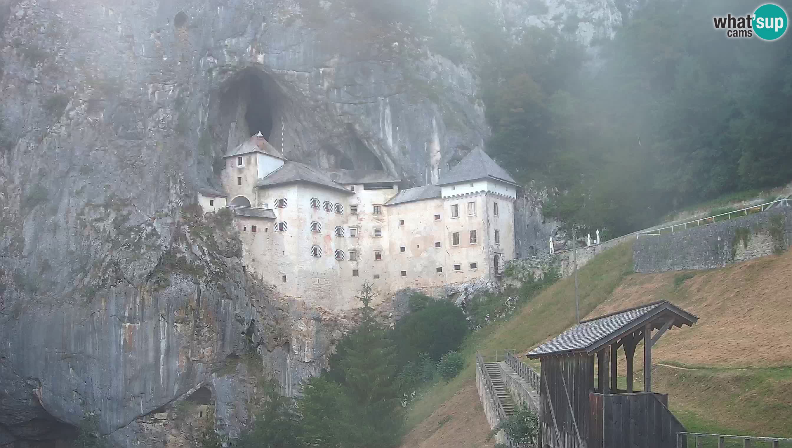 Live Webcam Predjamski grad – Predjama Castle – Postojna – Slovenia