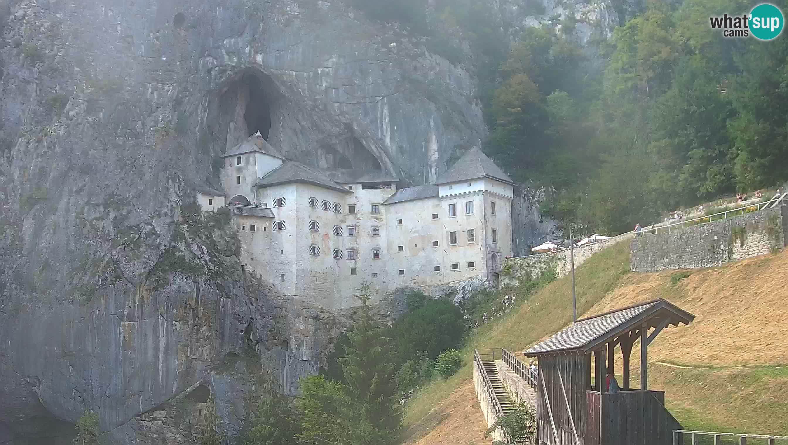 Live Webcam Predjamski grad – Predjama Castle – Postojna – Slovenia