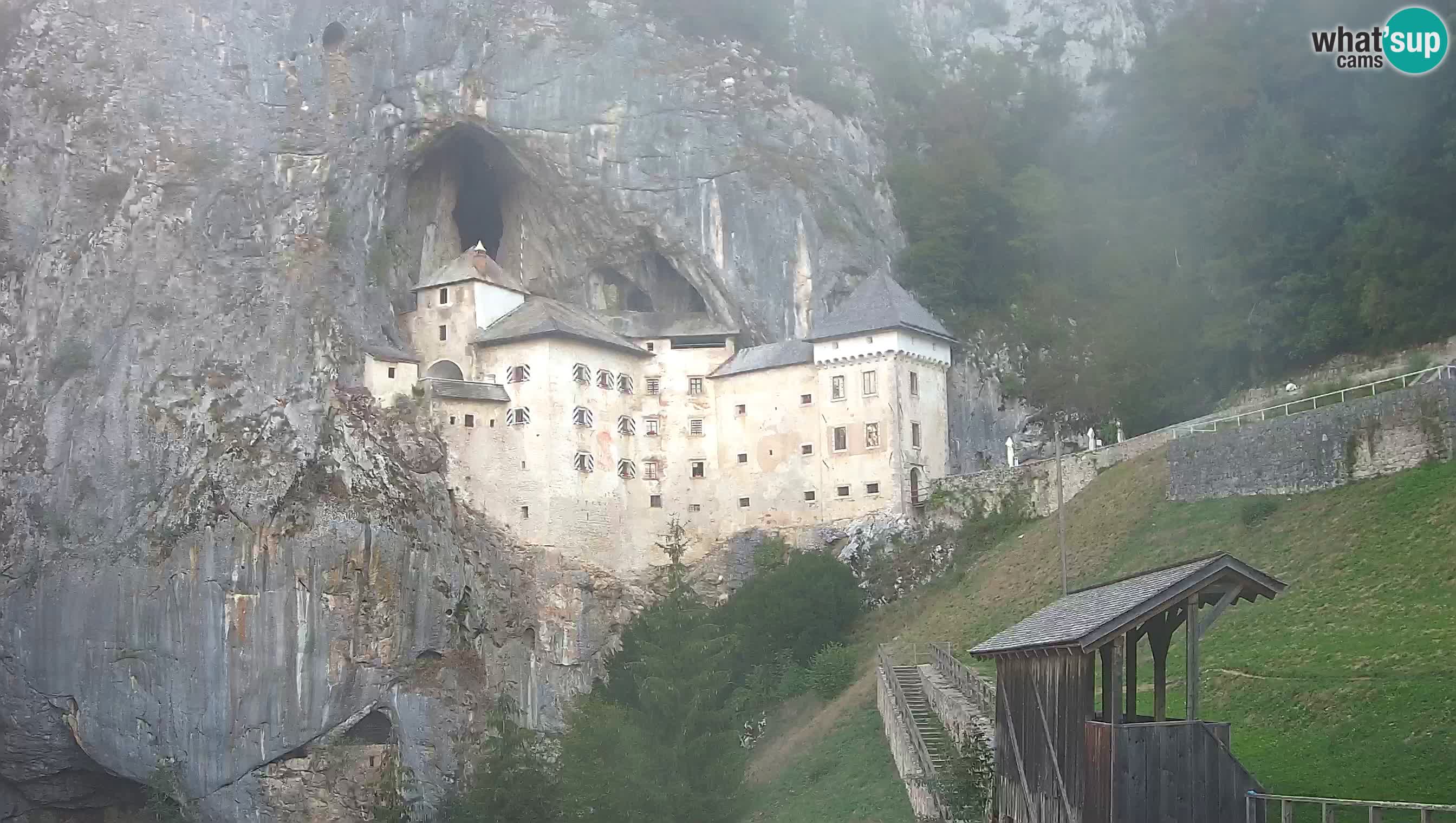 Live Webcam Castello di Predjama – Postumia – Slovenia