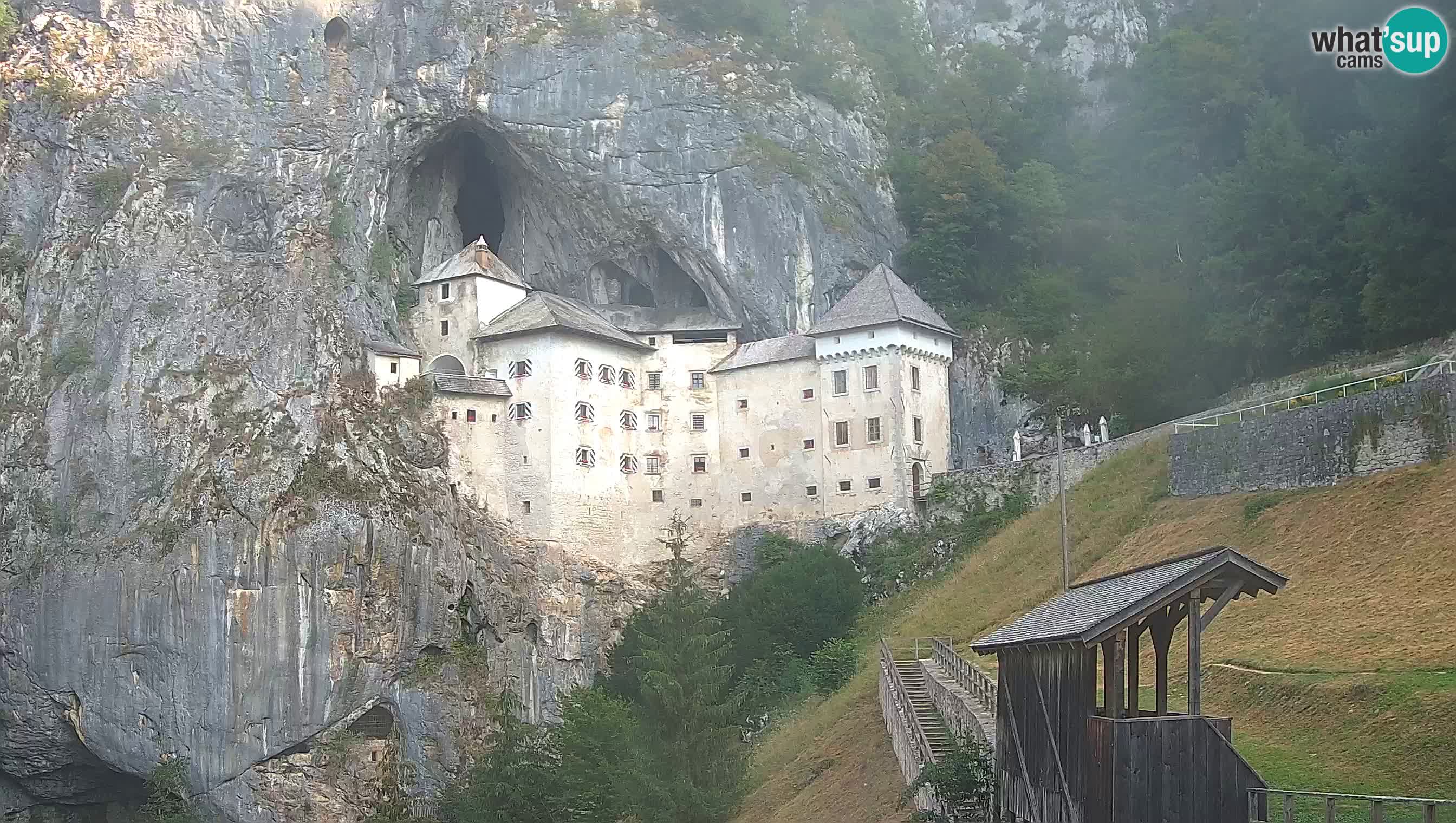 Live Webcam Predjamski grad – Predjama Castle – Postojna – Slovenia