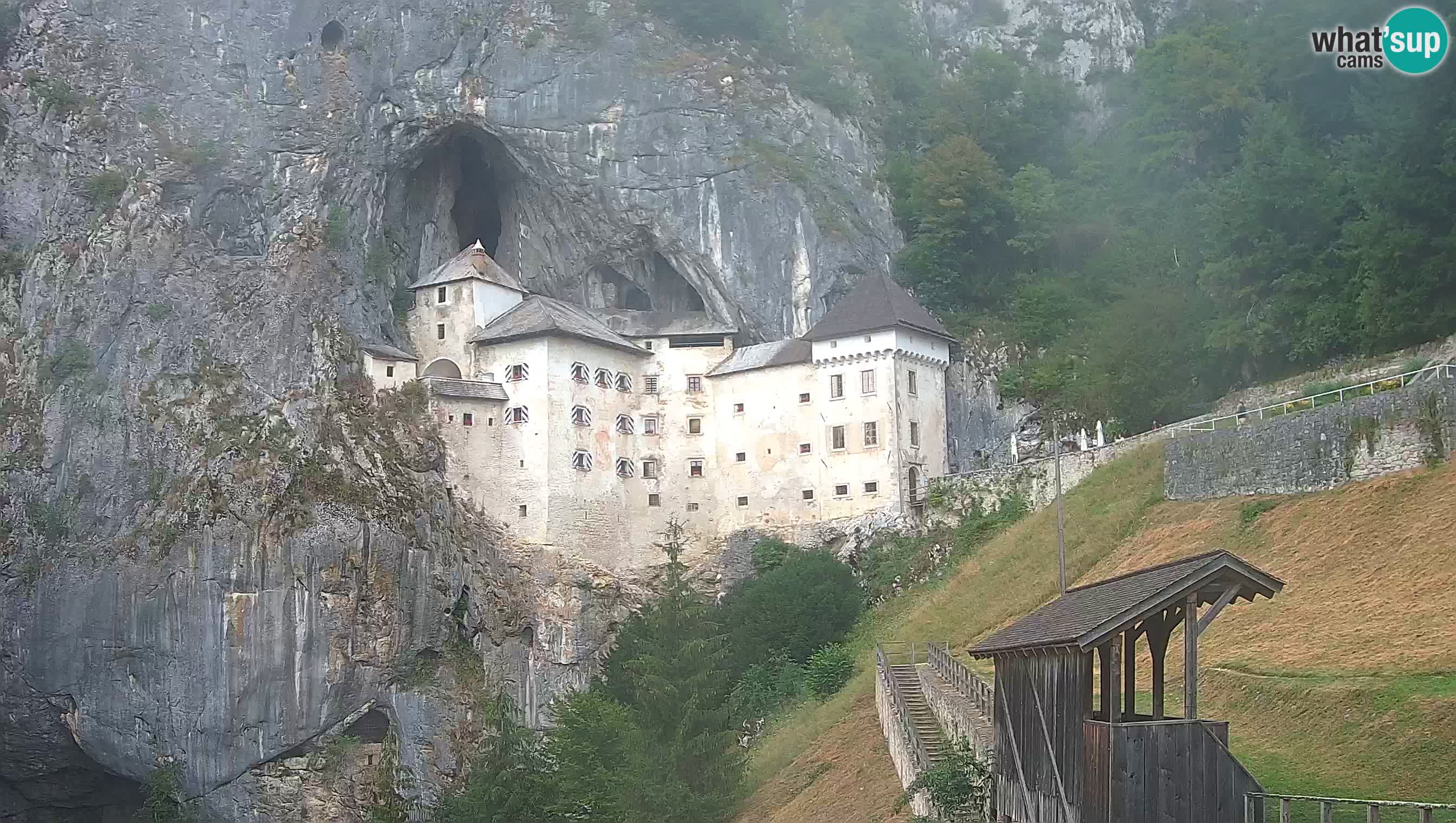 Camera en vivo Castillo de Predjama – Postojna – Eslovenia