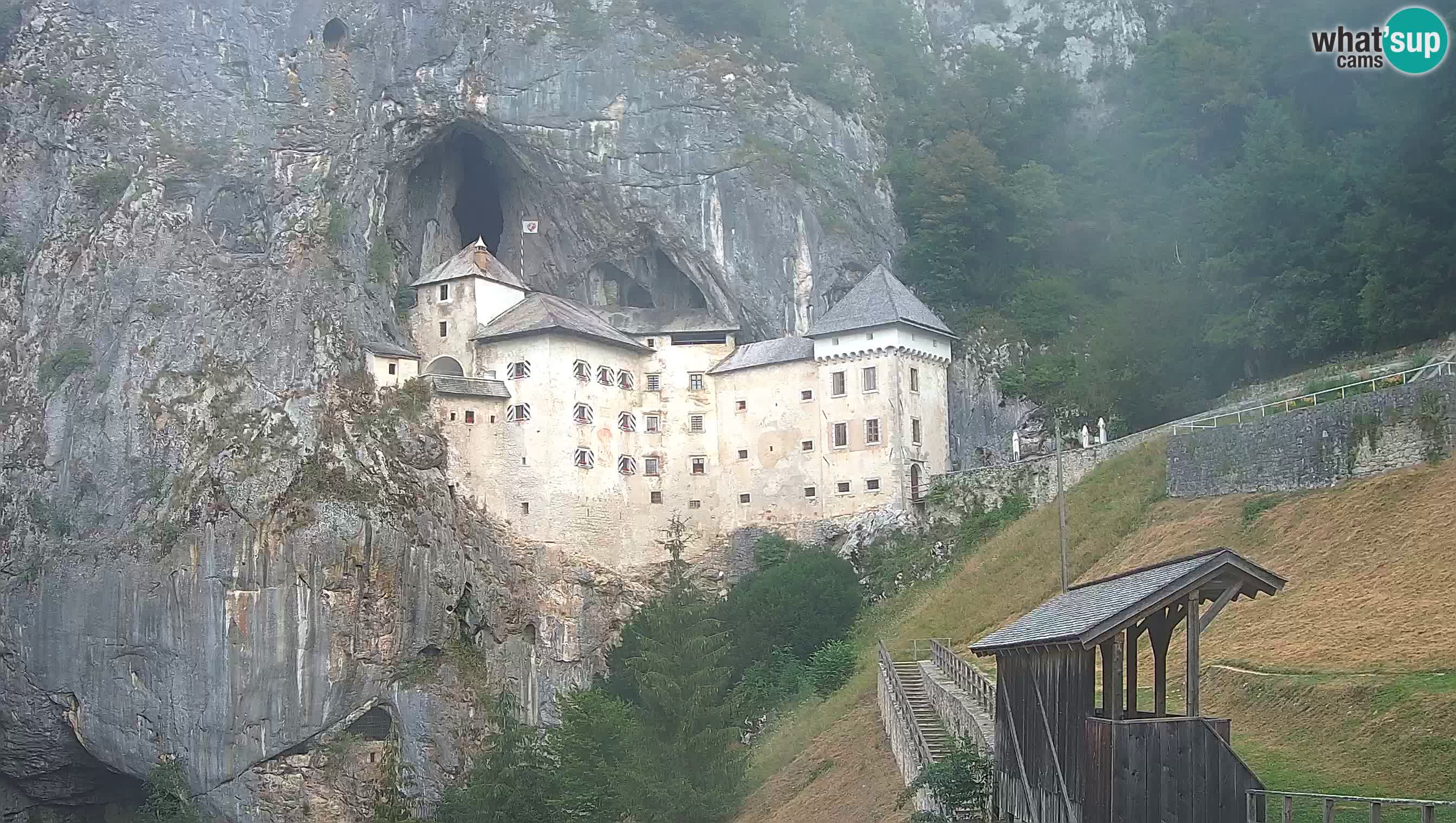 Live Webcam Castello di Predjama – Postumia – Slovenia