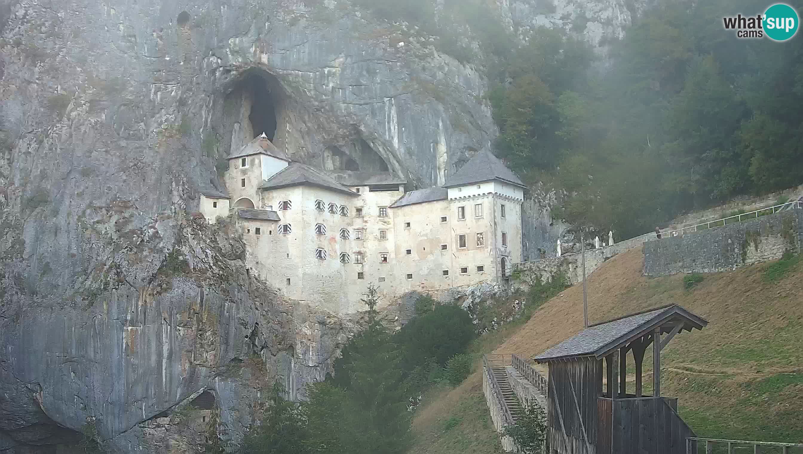 Live Webcam Höhlenburg Predjama – Postojna – Slowenien
