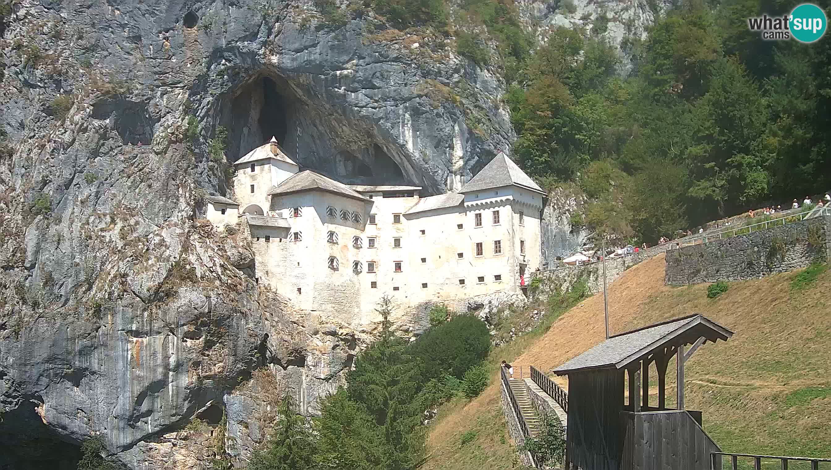 Live Webcam Grad Predjama – Château de Predjama – Postojna – Slovénie