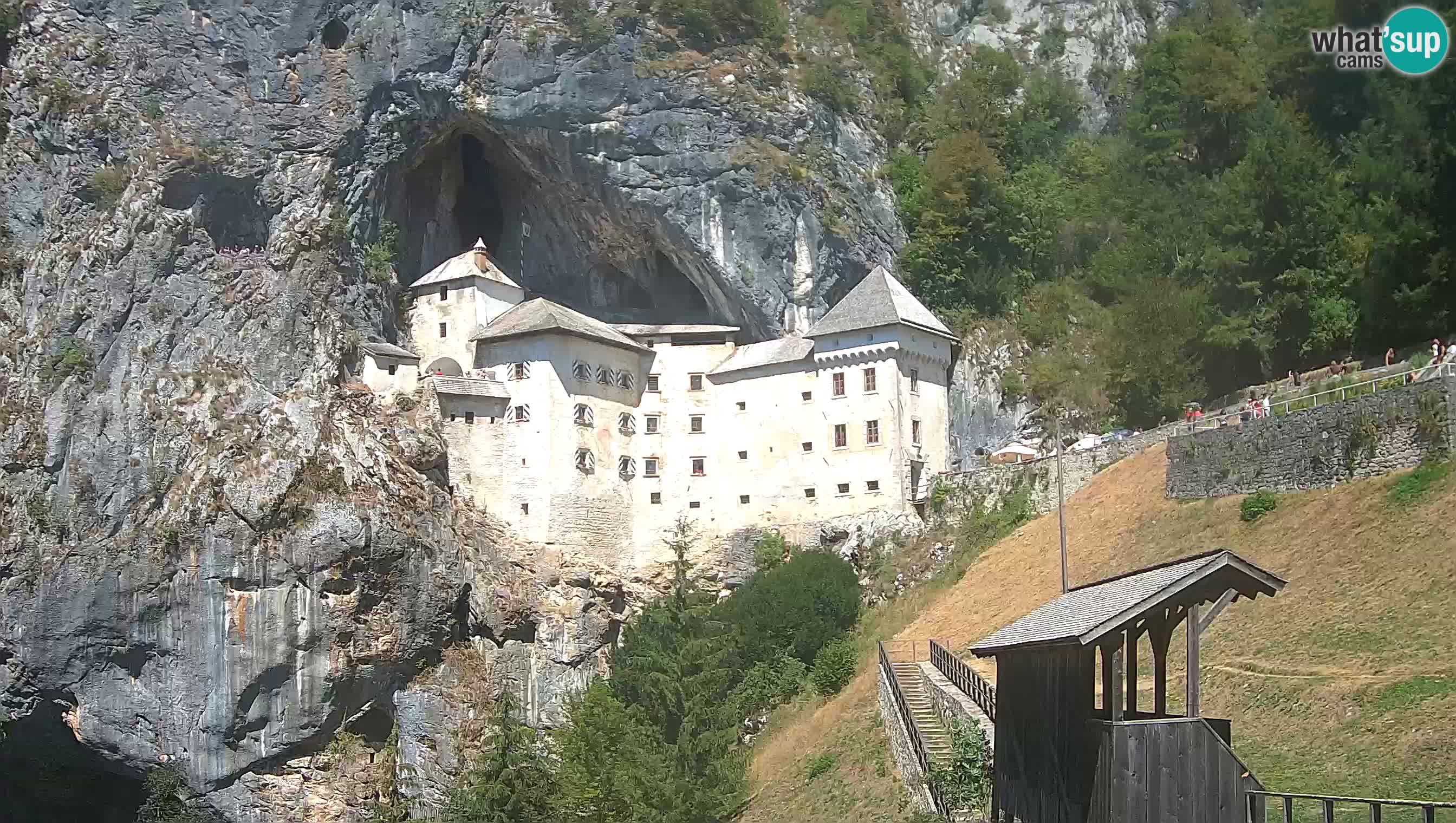 Live Webcam Höhlenburg Predjama – Postojna – Slowenien