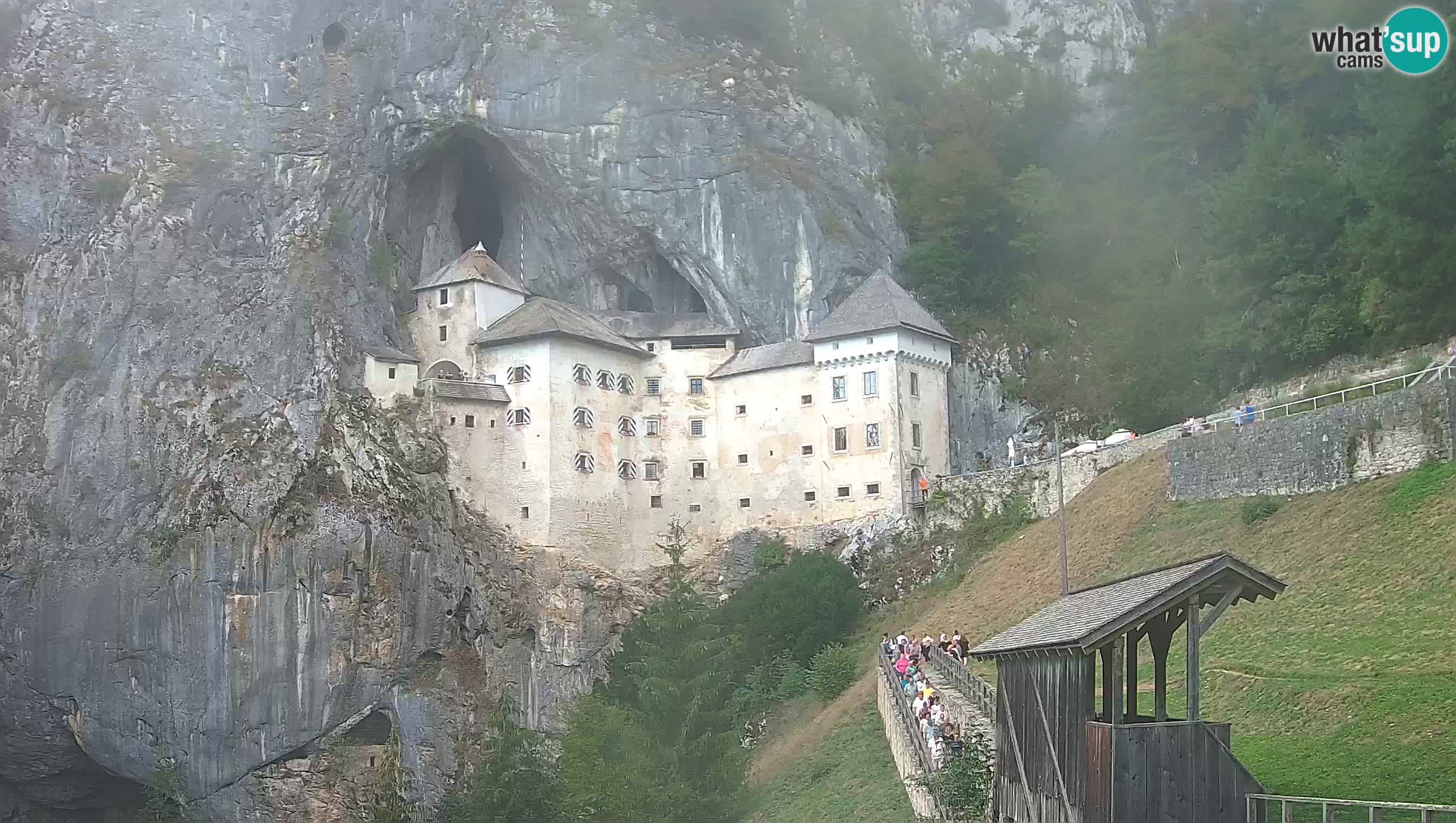 Live Webcam Höhlenburg Predjama – Postojna – Slowenien