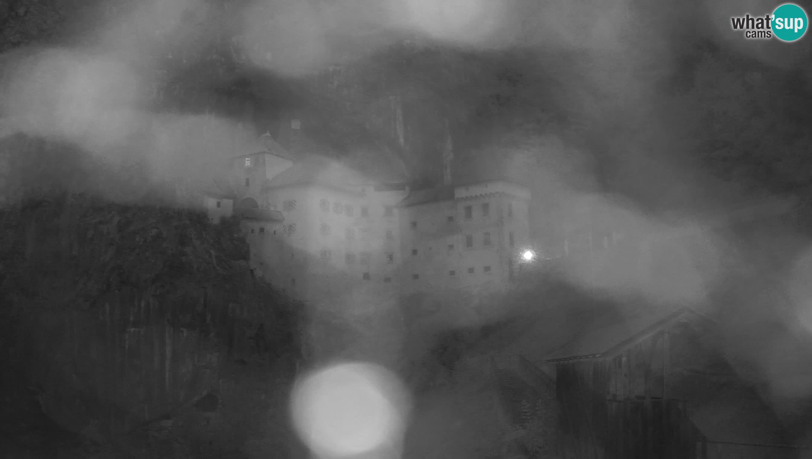Live Webcam Castello di Predjama – Postumia – Slovenia