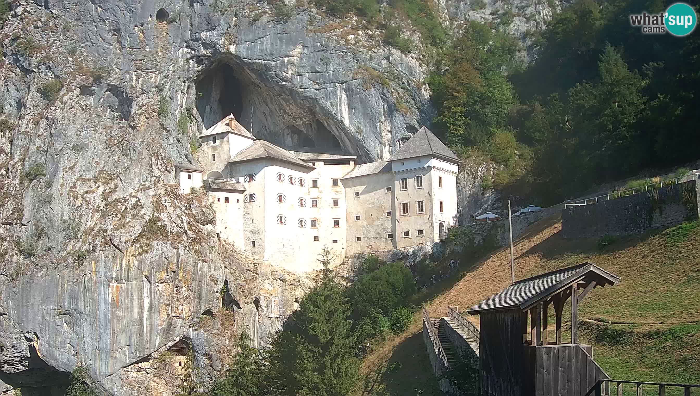 Live Webcam Castello di Predjama – Postumia – Slovenia