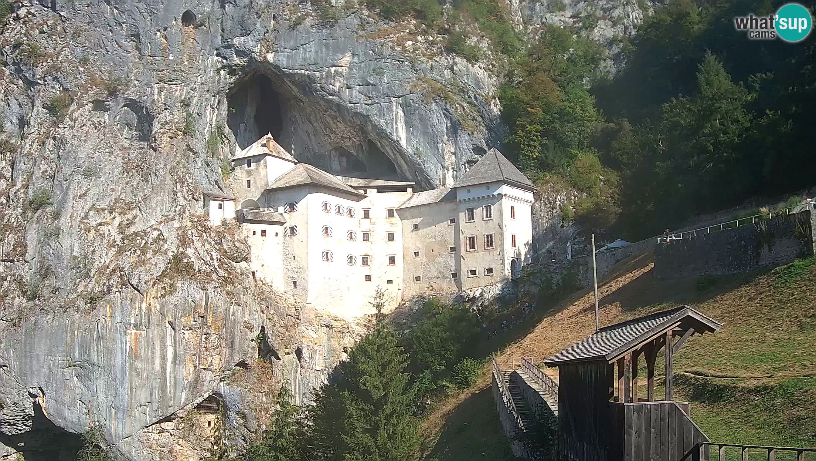 Live Webcam Predjamski grad – Predjama Castle – Postojna – Slovenia