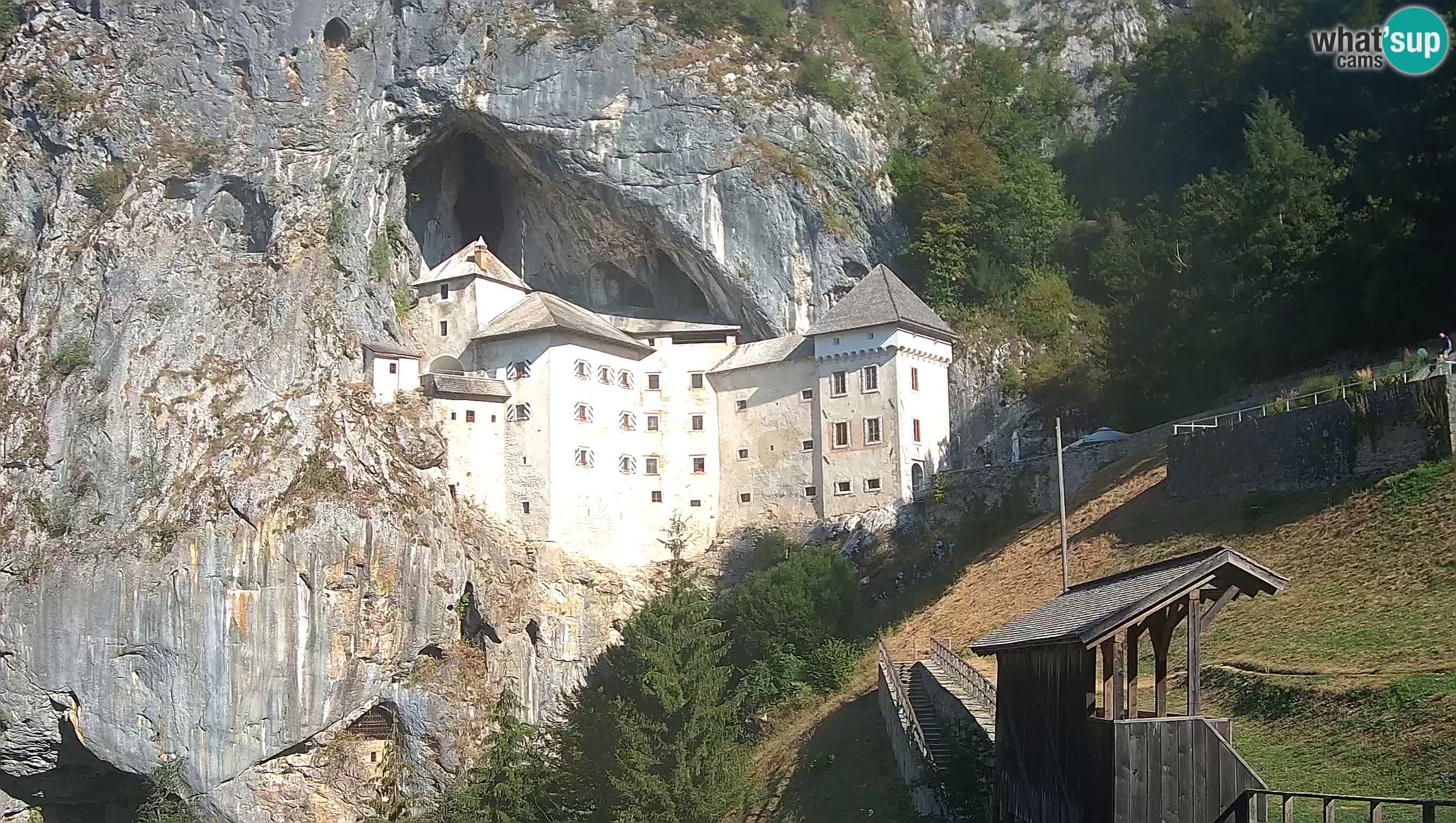 Live Webcam Predjamski grad – Predjama Castle – Postojna – Slovenia