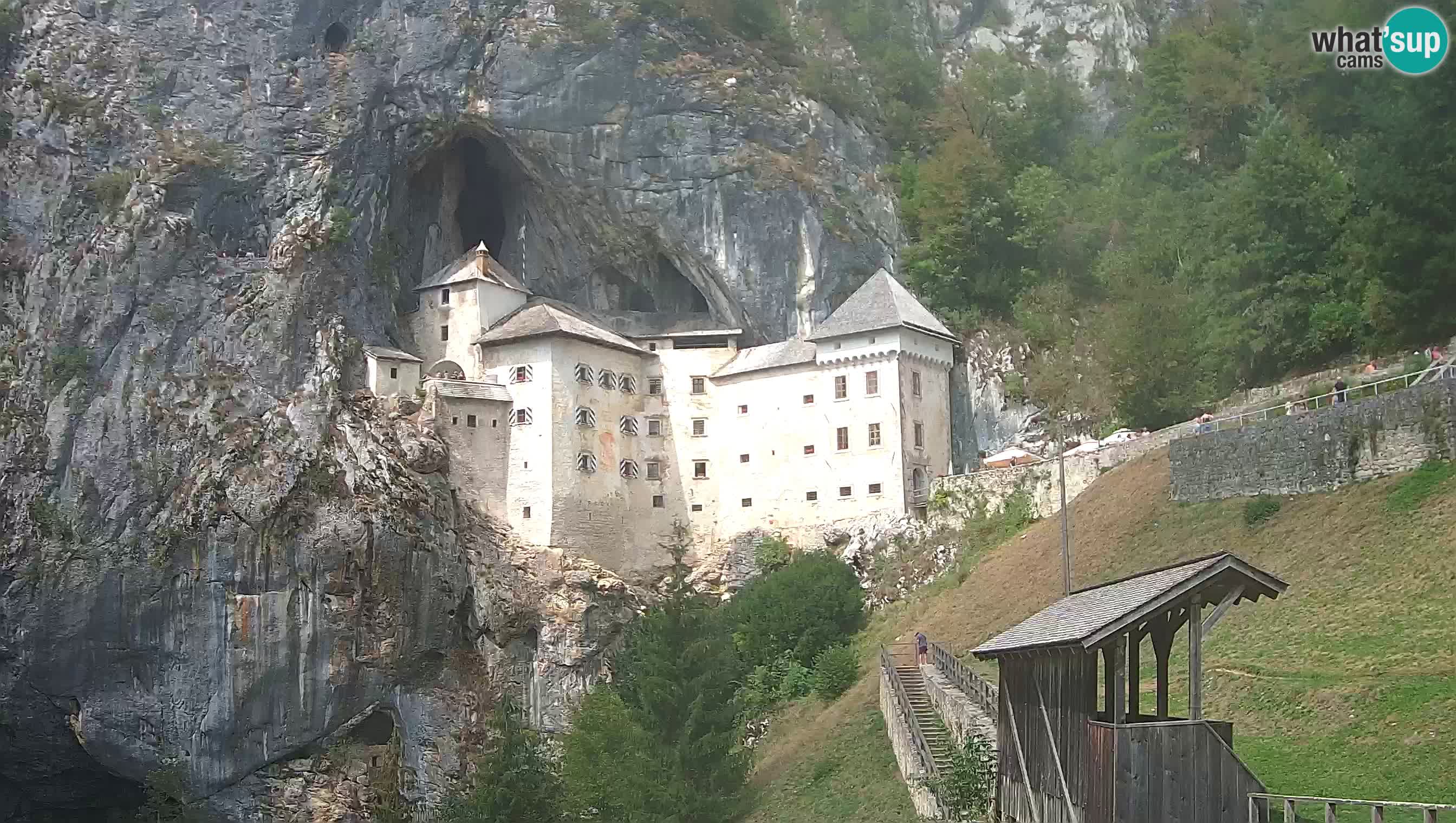 Live Webcam Predjamski grad – Predjama Castle – Postojna – Slovenia