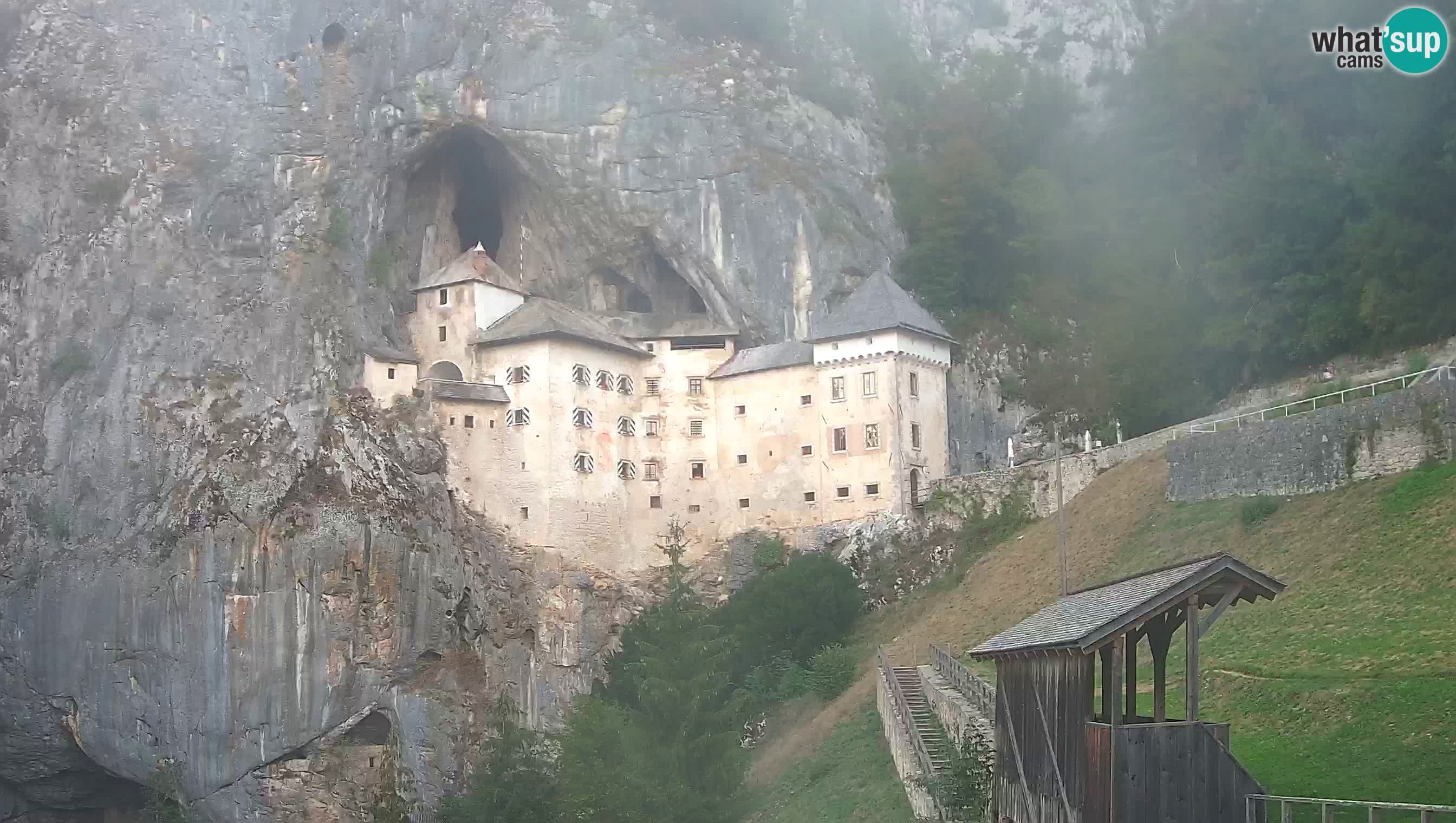 Live Webcam Castello di Predjama – Postumia – Slovenia