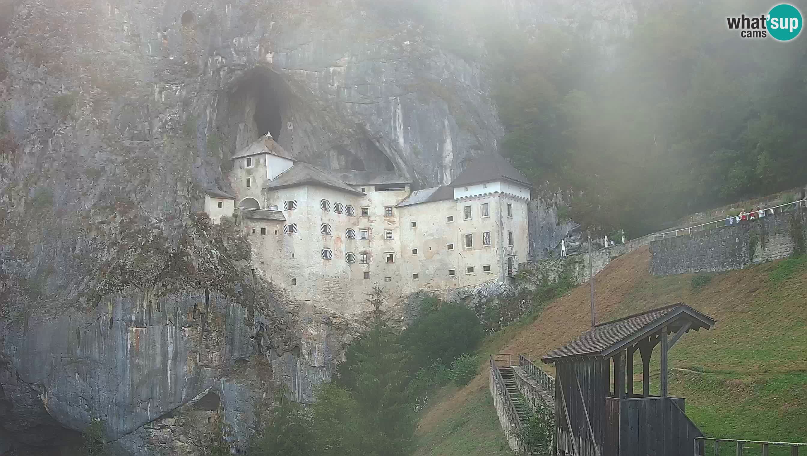 Web kamera Predjamski dvorac – Postojna – Slovenija