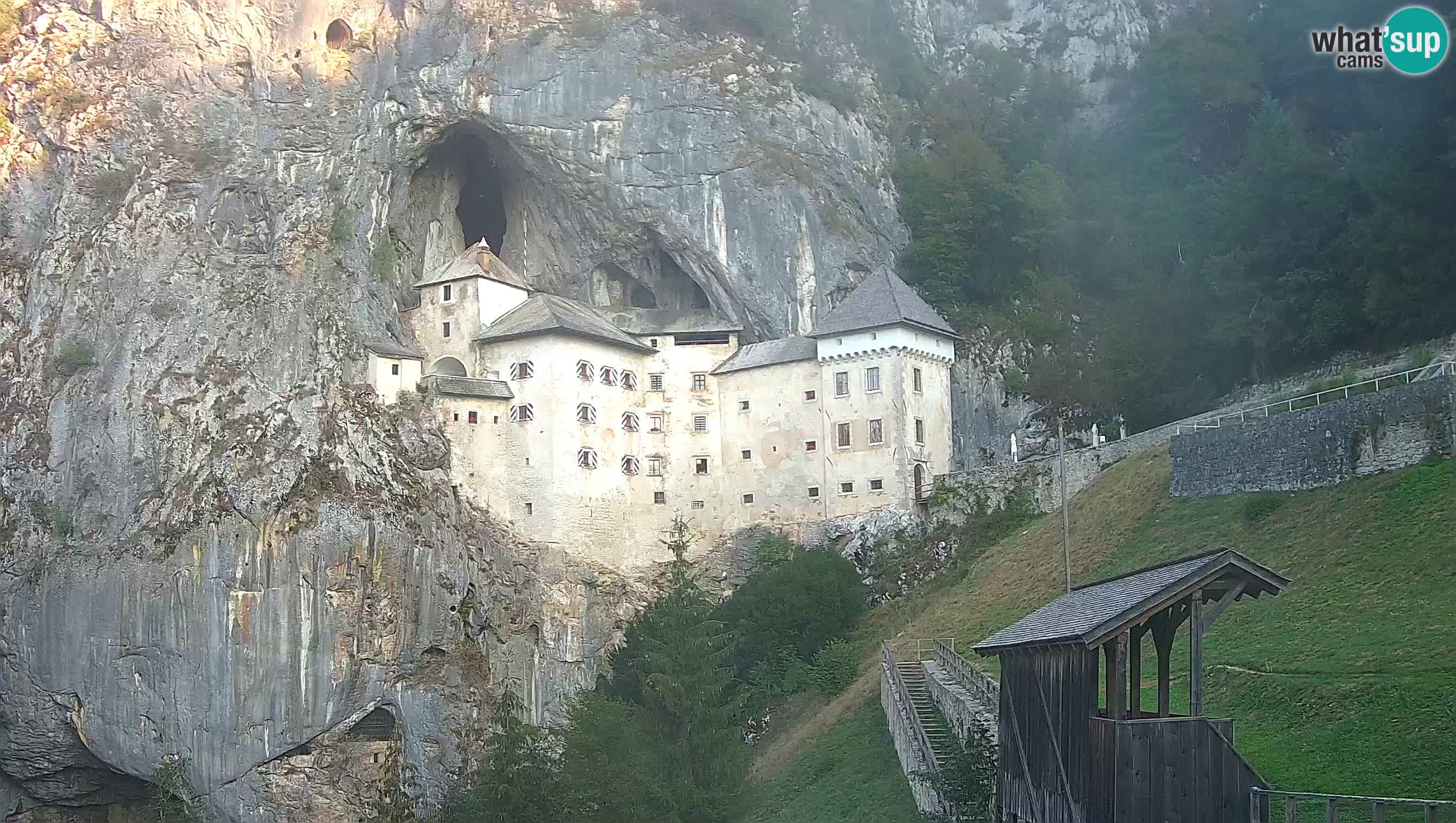 Live Webcam Castello di Predjama – Postumia – Slovenia
