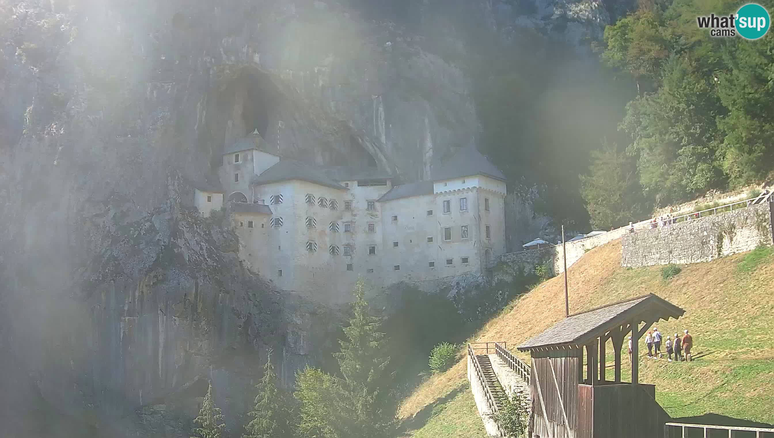 Live Webcam Castello di Predjama – Postumia – Slovenia