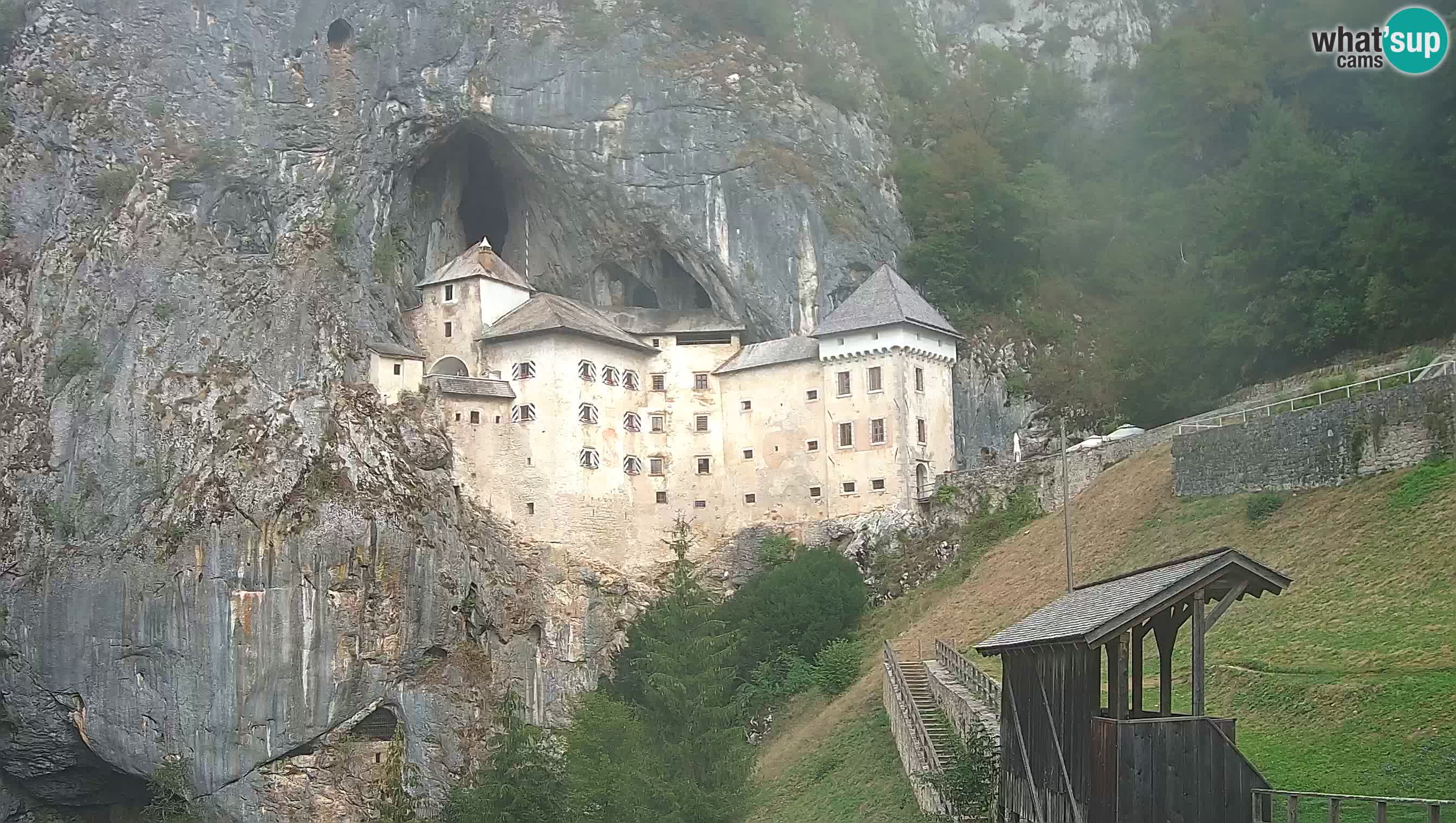 Live Webcam Predjamski grad – Predjama Castle – Postojna – Slovenia