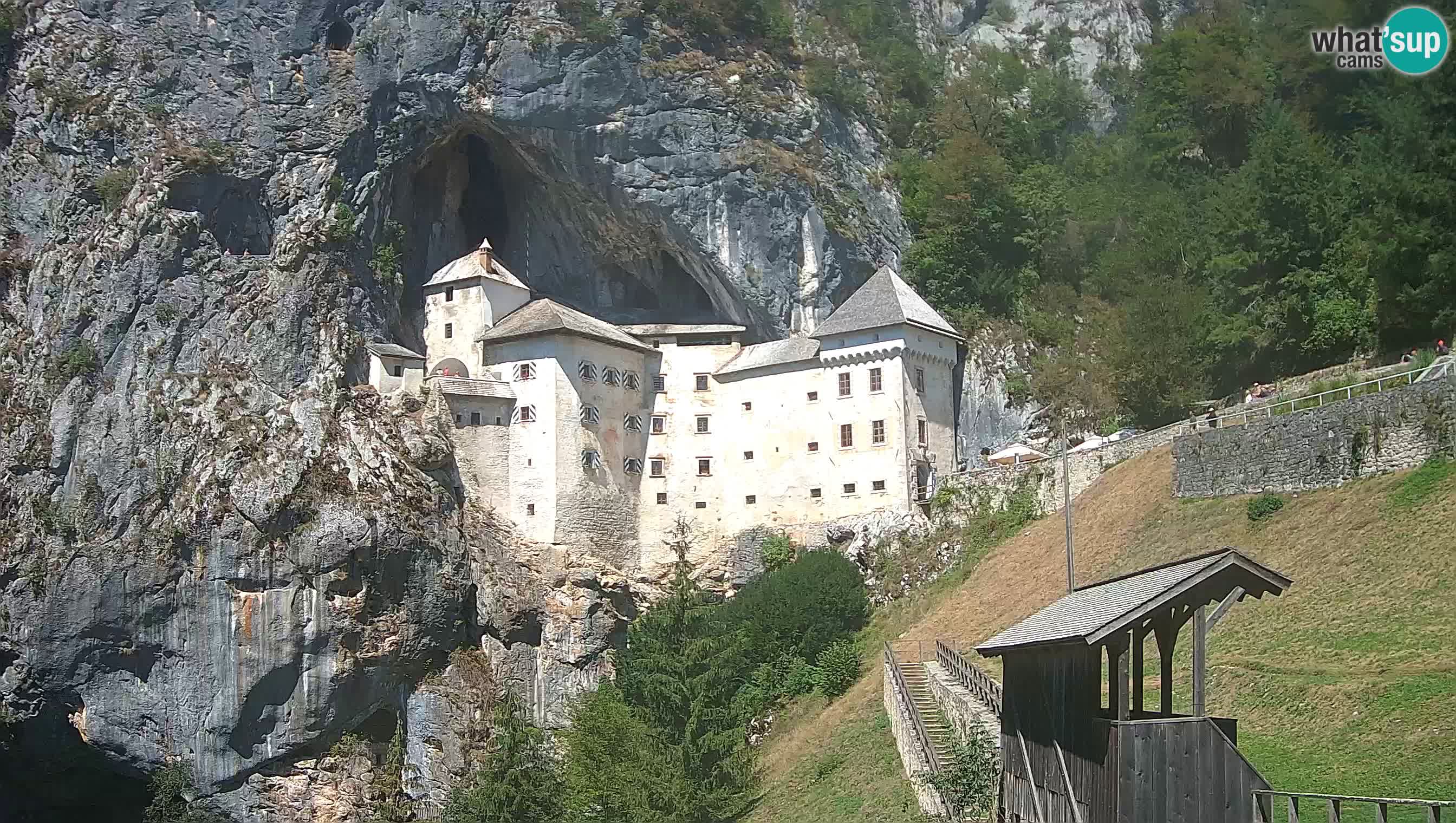Live Webcam Grad Predjama – Château de Predjama – Postojna – Slovénie