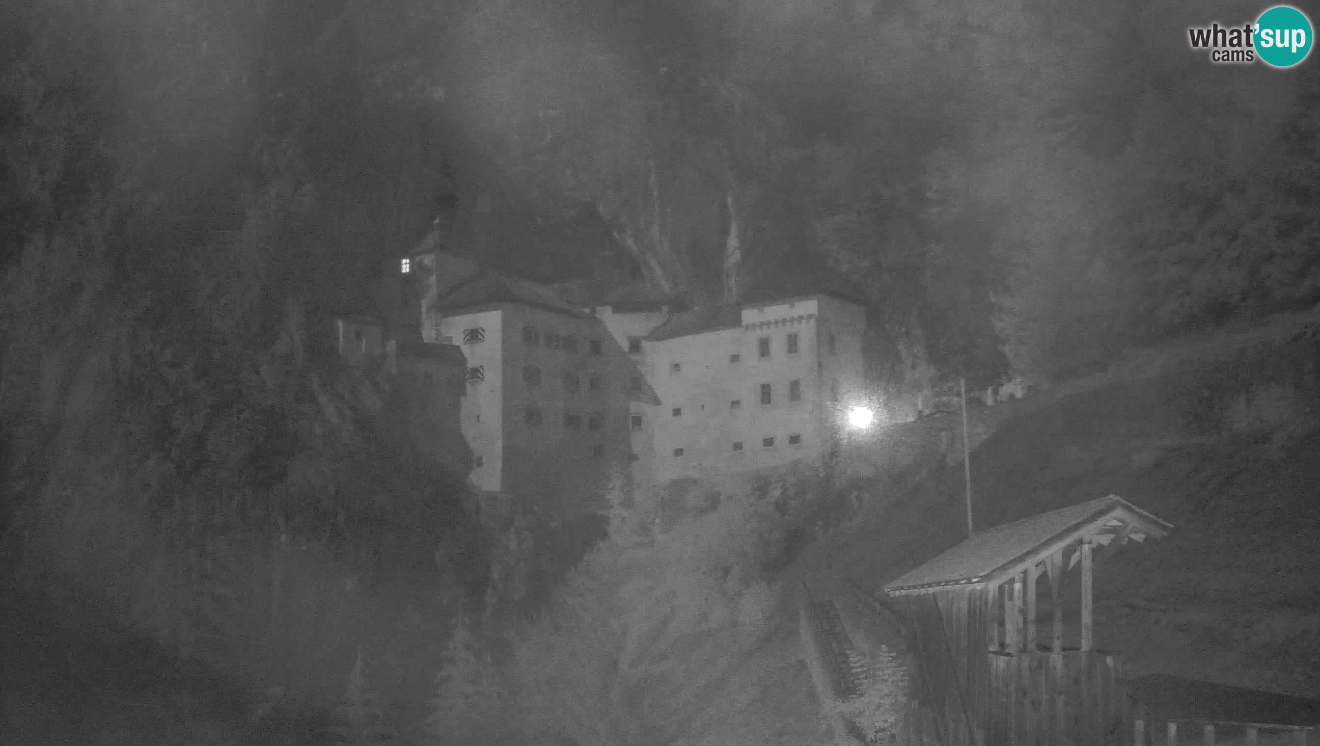 Web kamera Predjamski dvorac – Postojna – Slovenija