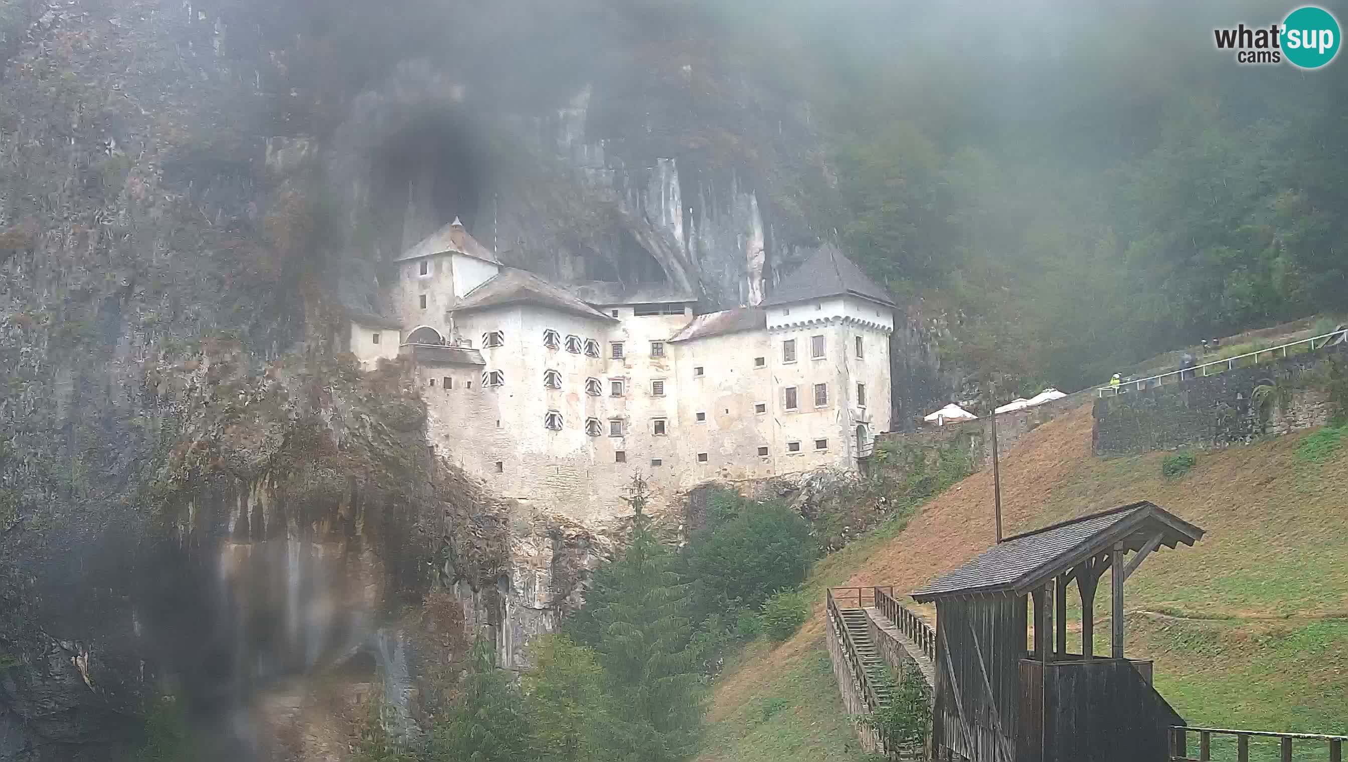 Web kamera Predjamski dvorac – Postojna – Slovenija