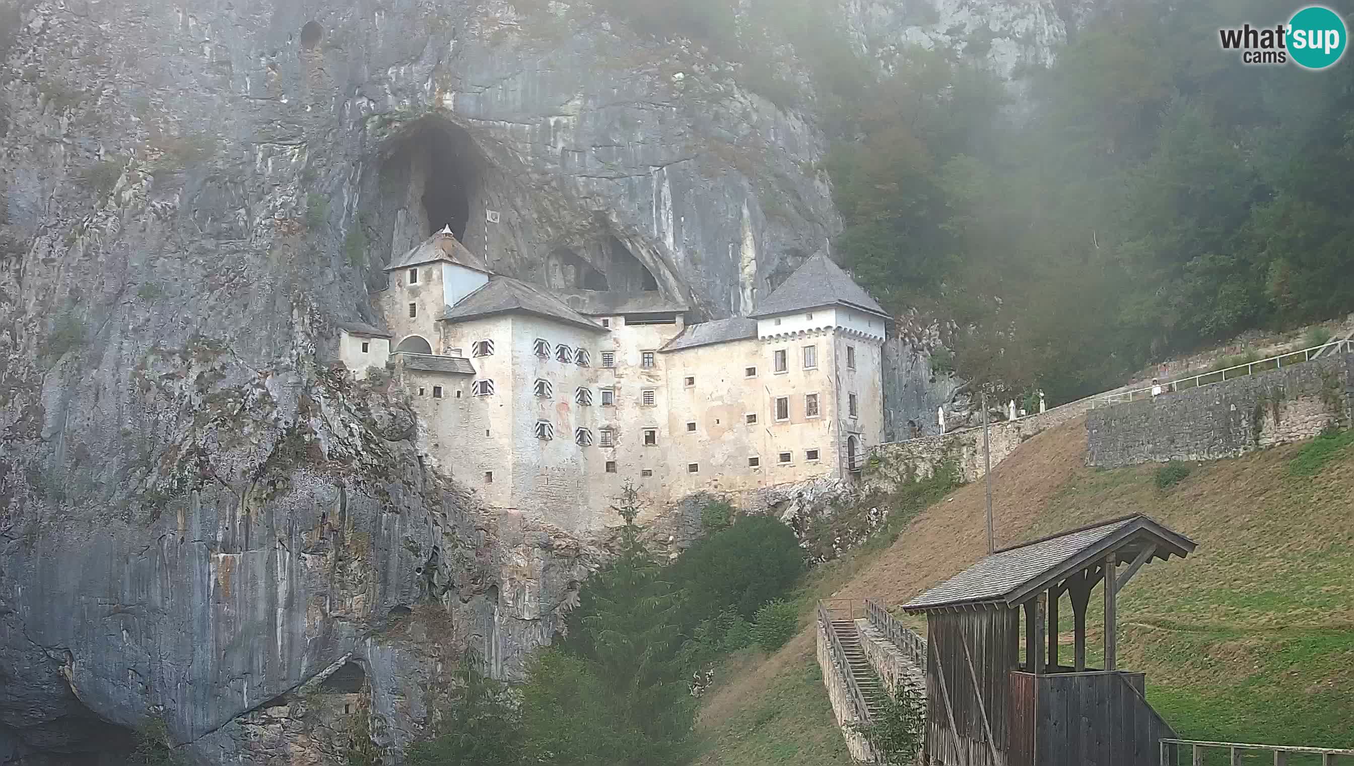 Live Webcam Predjamski grad – Predjama Castle – Postojna – Slovenia