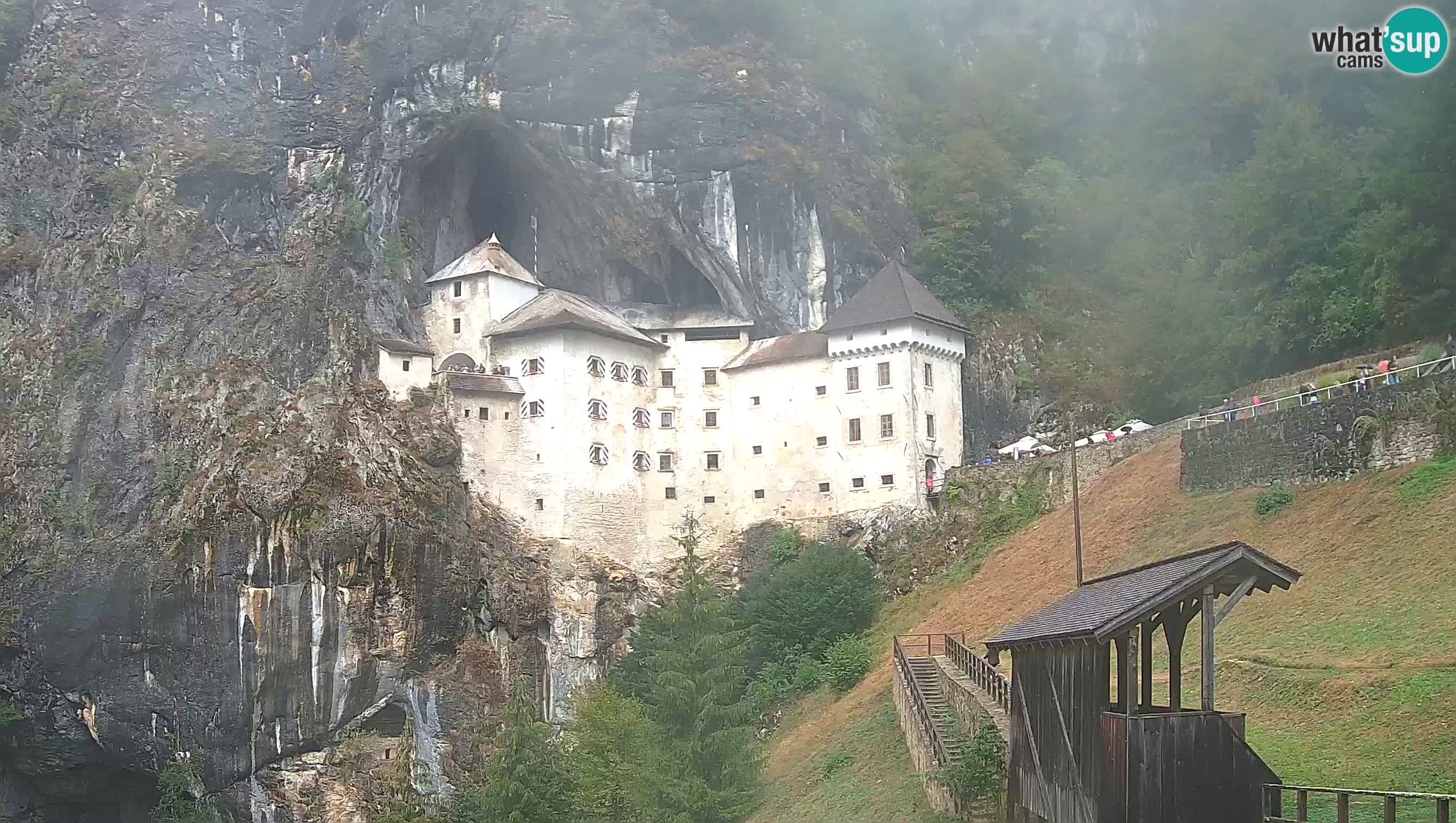 Live Webcam Predjamski grad – Predjama Castle – Postojna – Slovenia