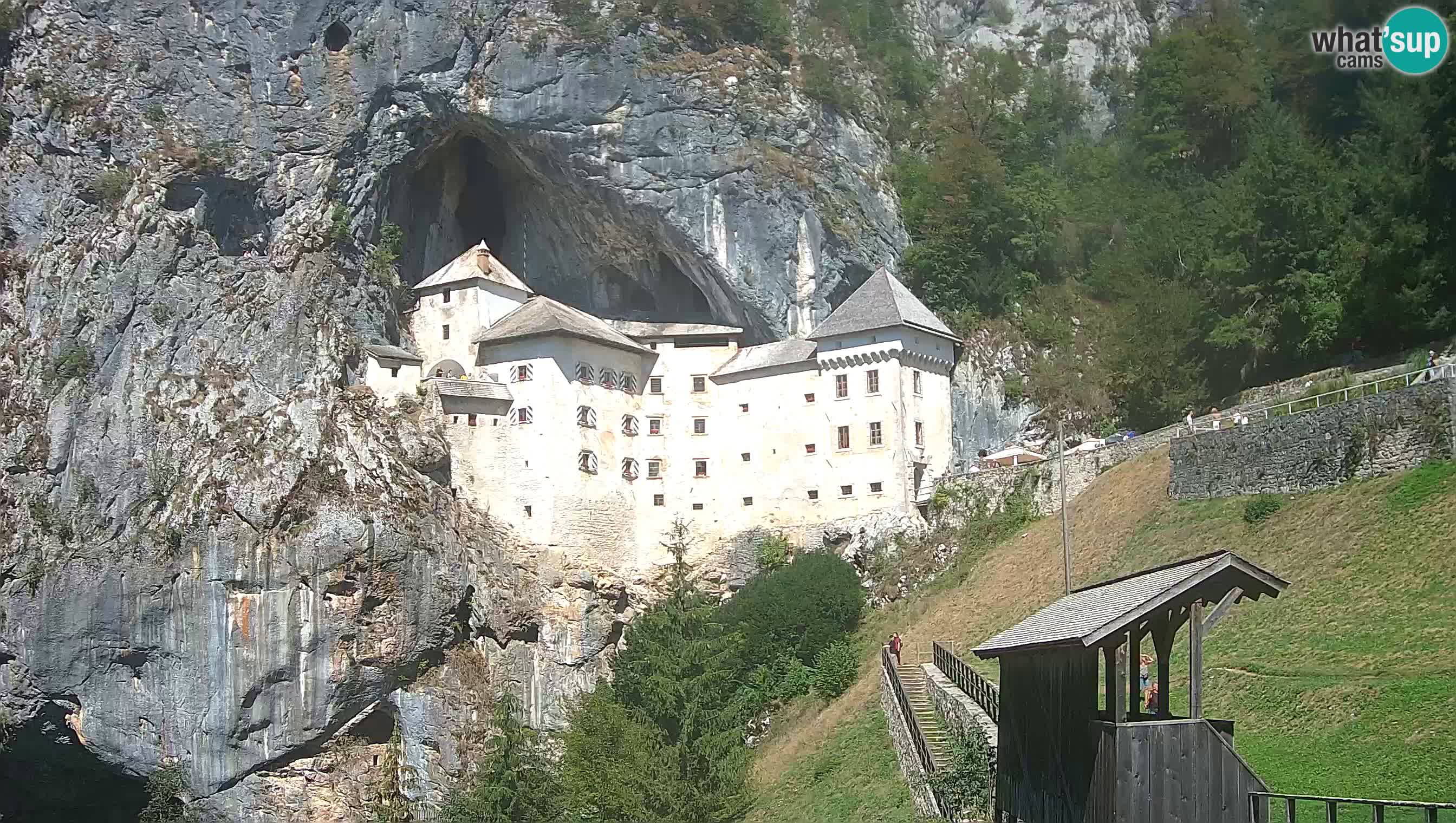 Live Webcam Grad Predjama – Château de Predjama – Postojna – Slovénie