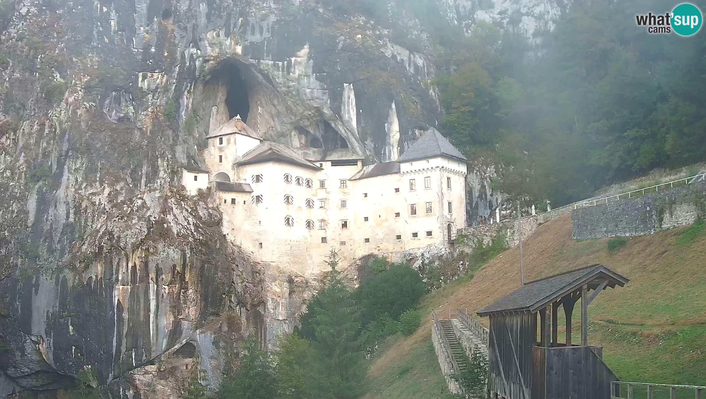 Live Webcam Castello di Predjama – Postumia – Slovenia