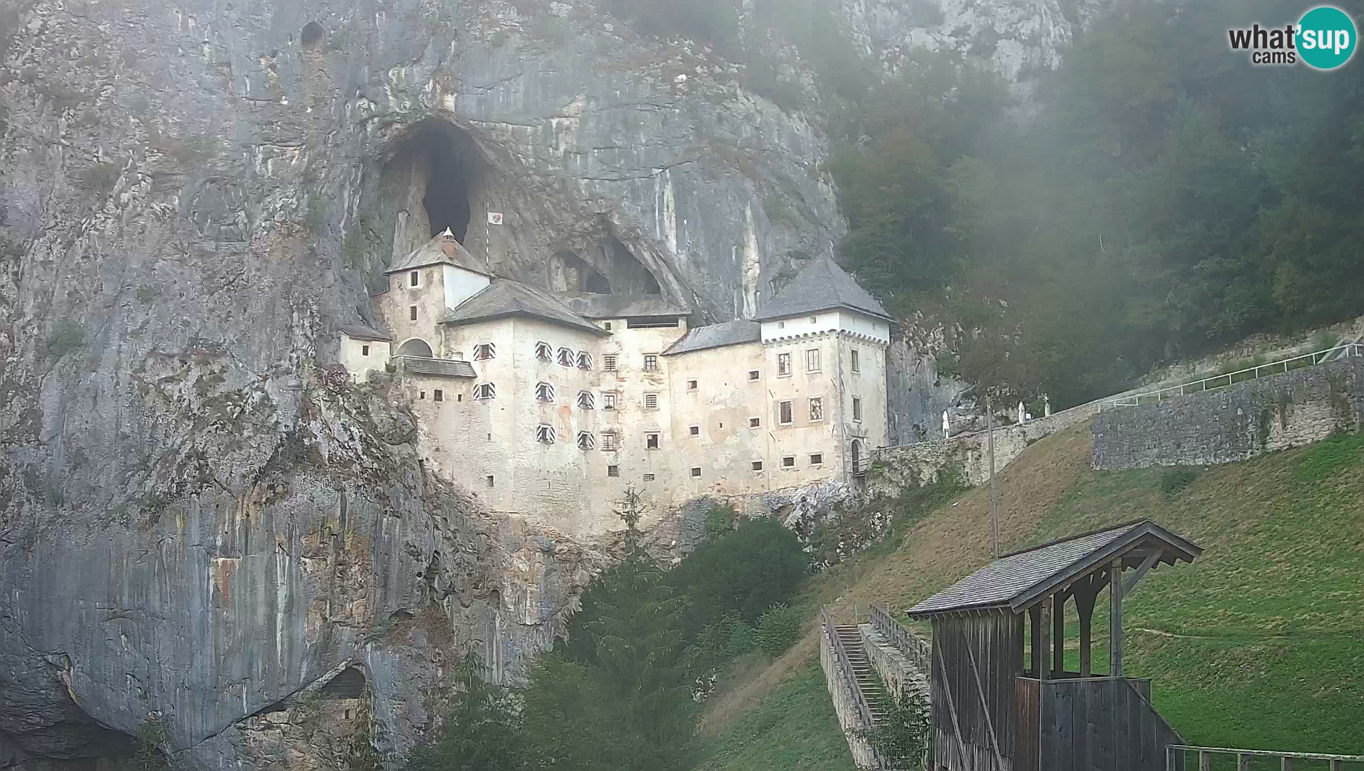 Live Webcam Predjamski grad – Predjama Castle – Postojna – Slovenia