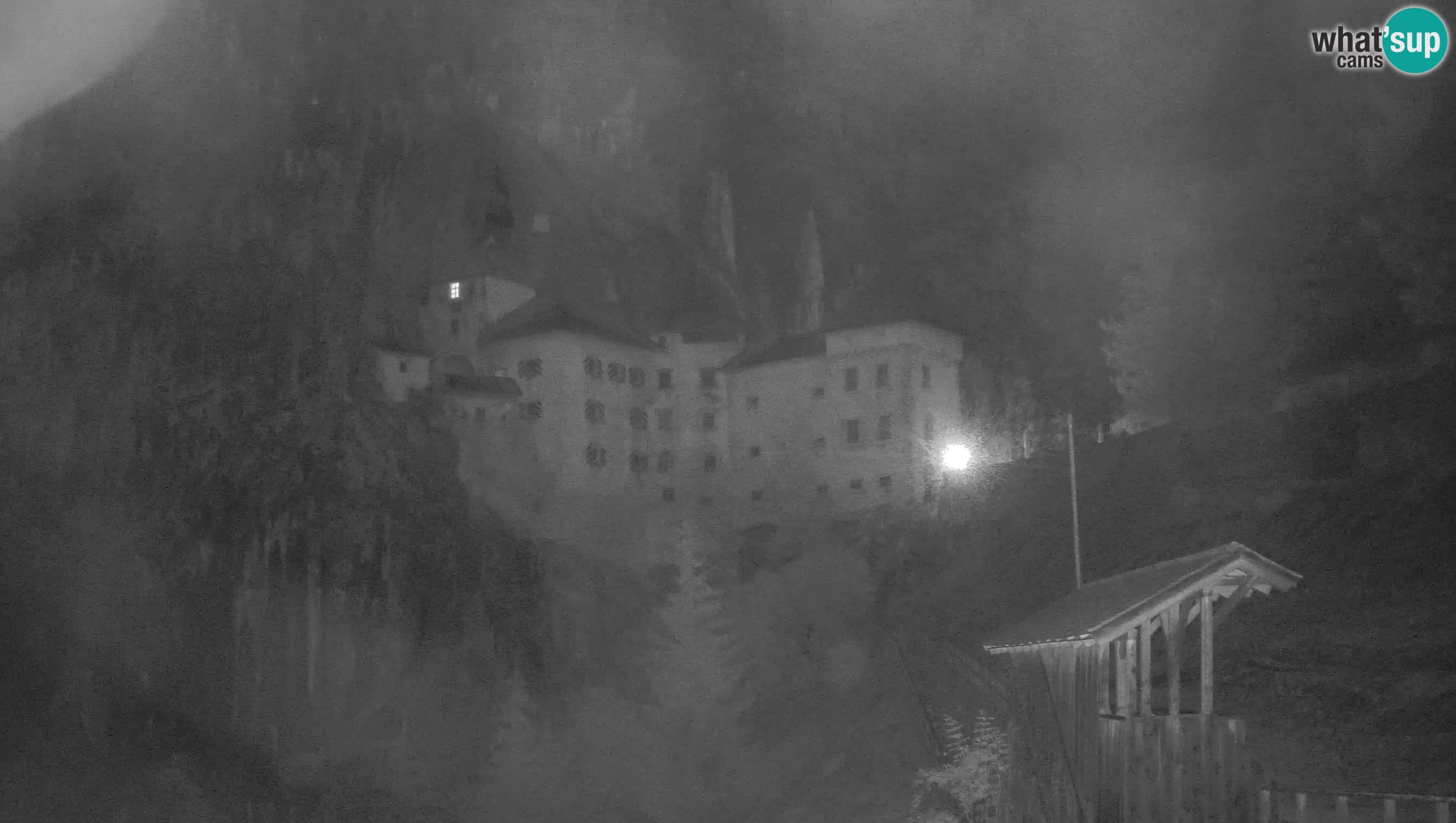 Live Webcam Höhlenburg Predjama – Postojna – Slowenien