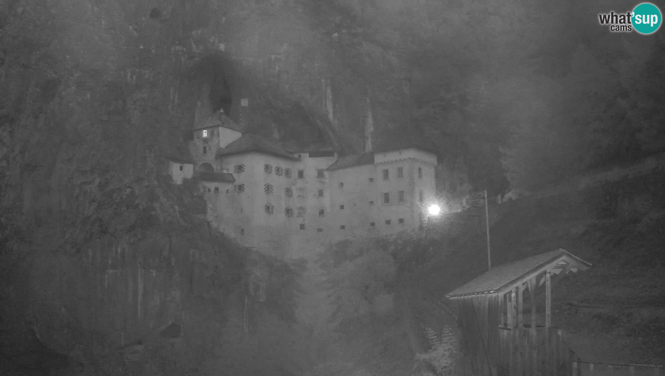 Live Webcam Höhlenburg Predjama – Postojna – Slowenien