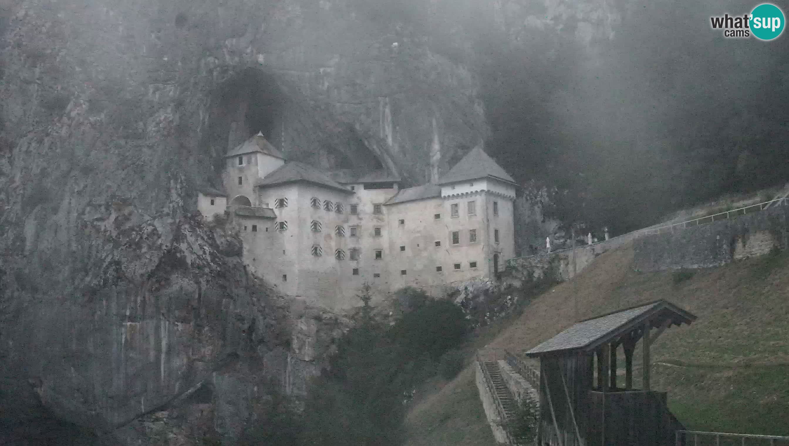 Web kamera Predjamski dvorac – Postojna – Slovenija