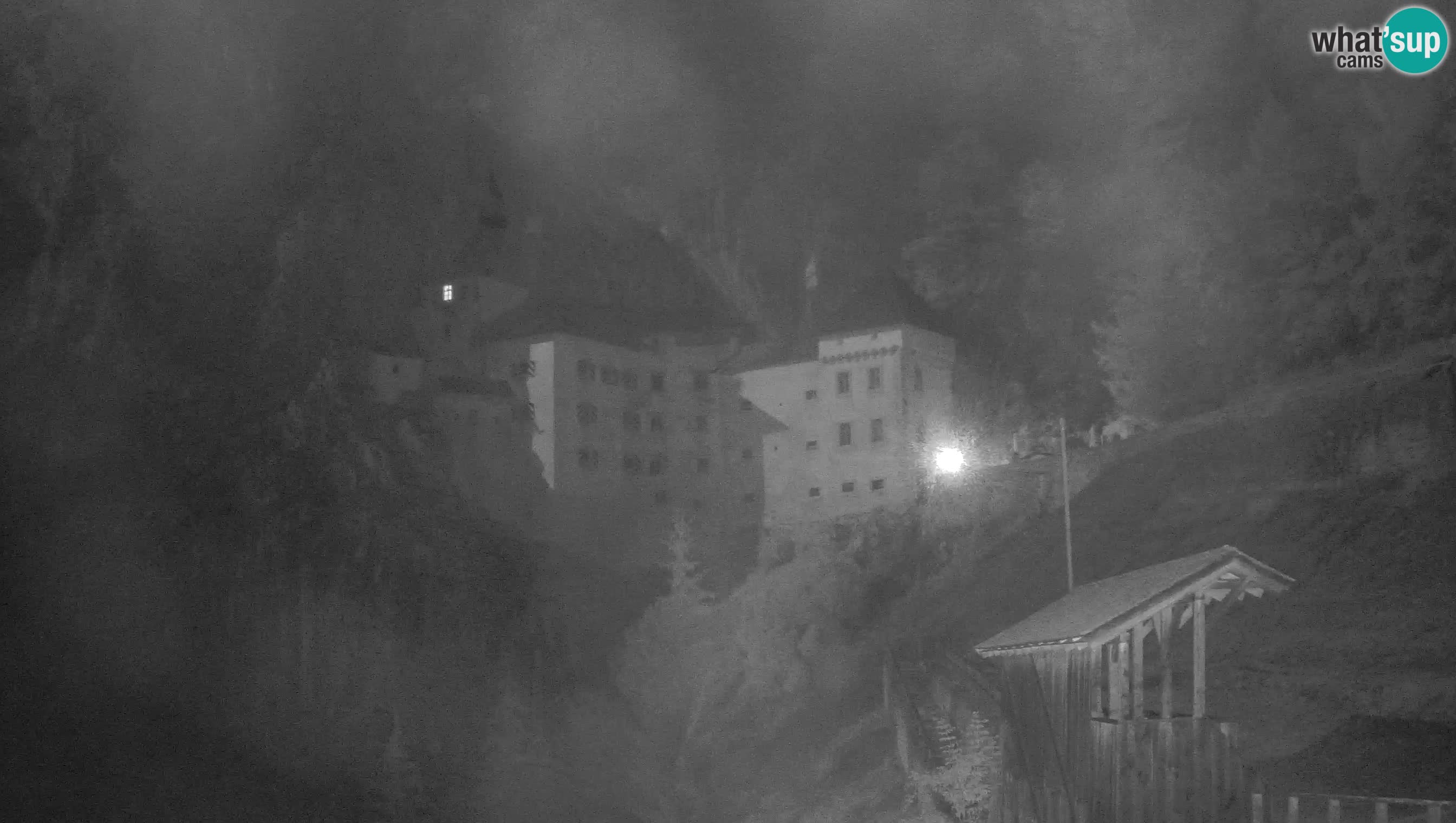 Live Webcam Grad Predjama – Château de Predjama – Postojna – Slovénie