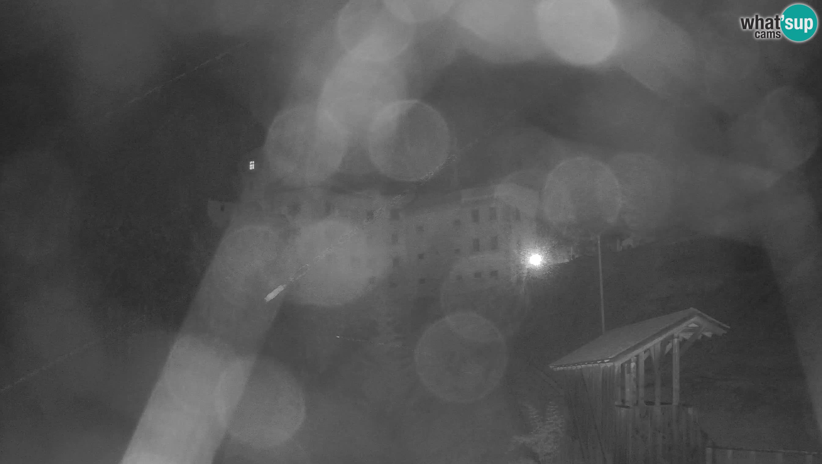 Live Webcam Höhlenburg Predjama – Postojna – Slowenien
