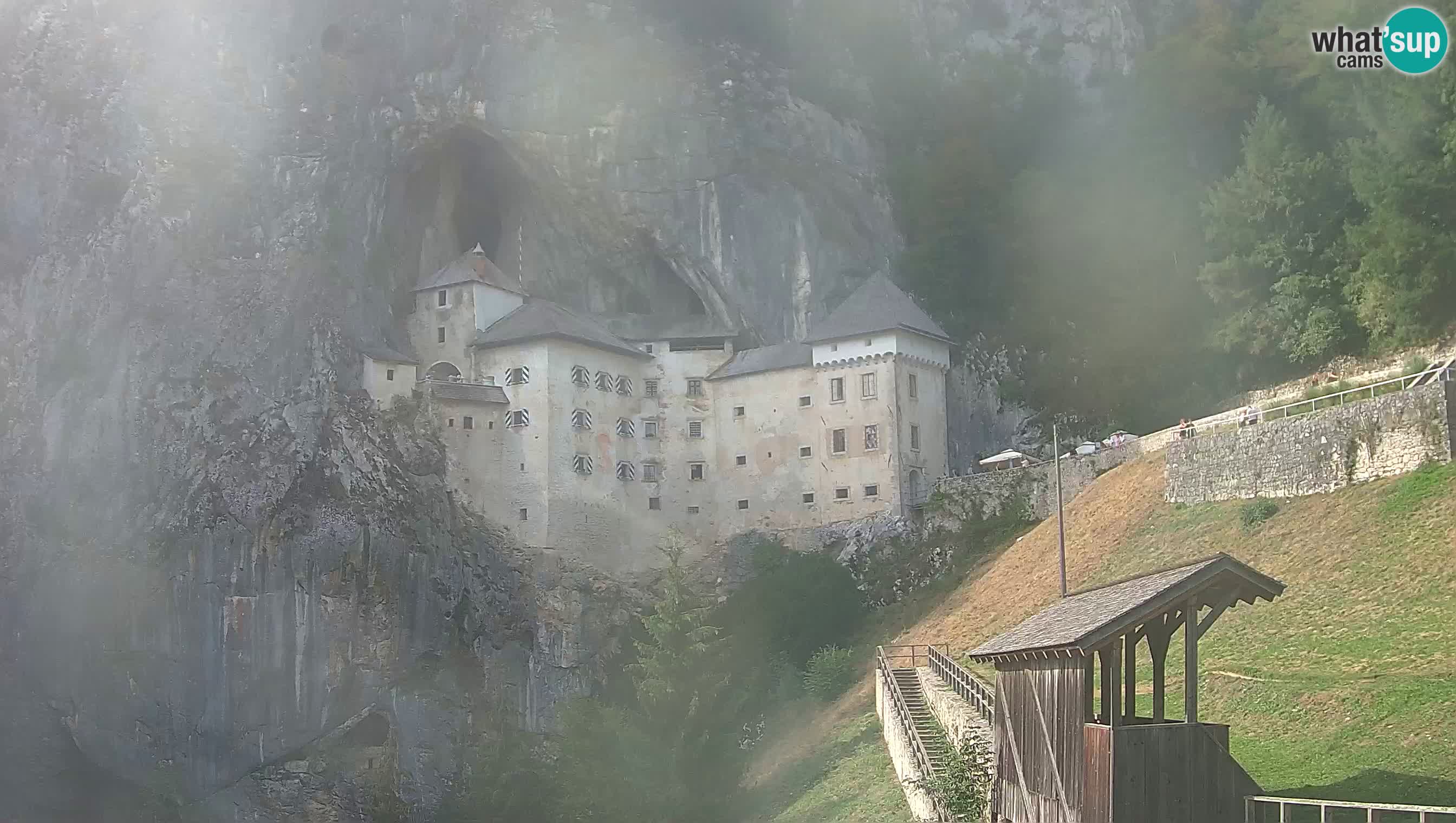 Live Webcam Predjamski grad – Predjama Castle – Postojna – Slovenia
