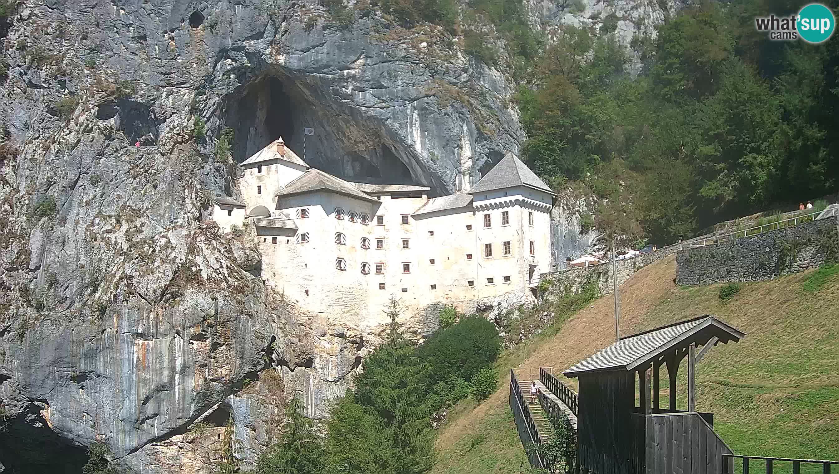 Web kamera Predjamski dvorac – Postojna – Slovenija