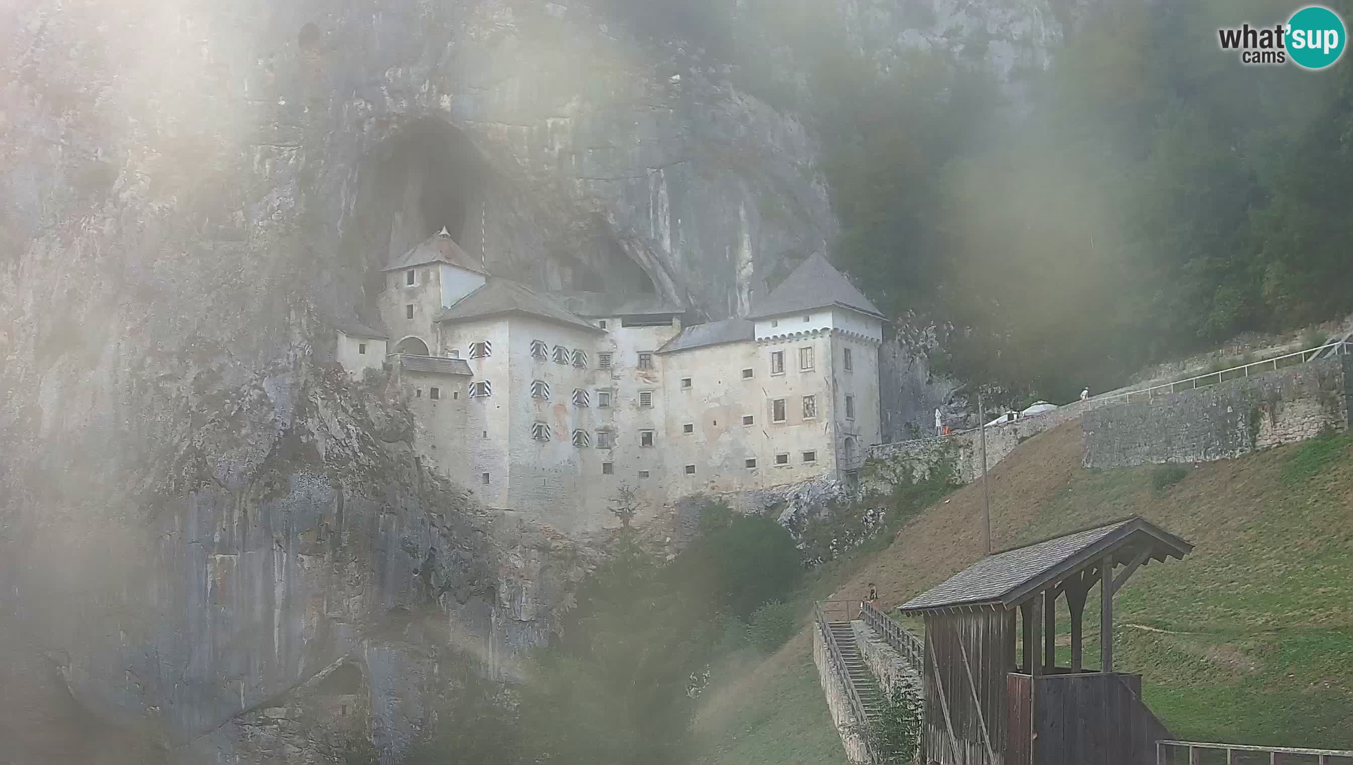 Live Webcam Castello di Predjama – Postumia – Slovenia