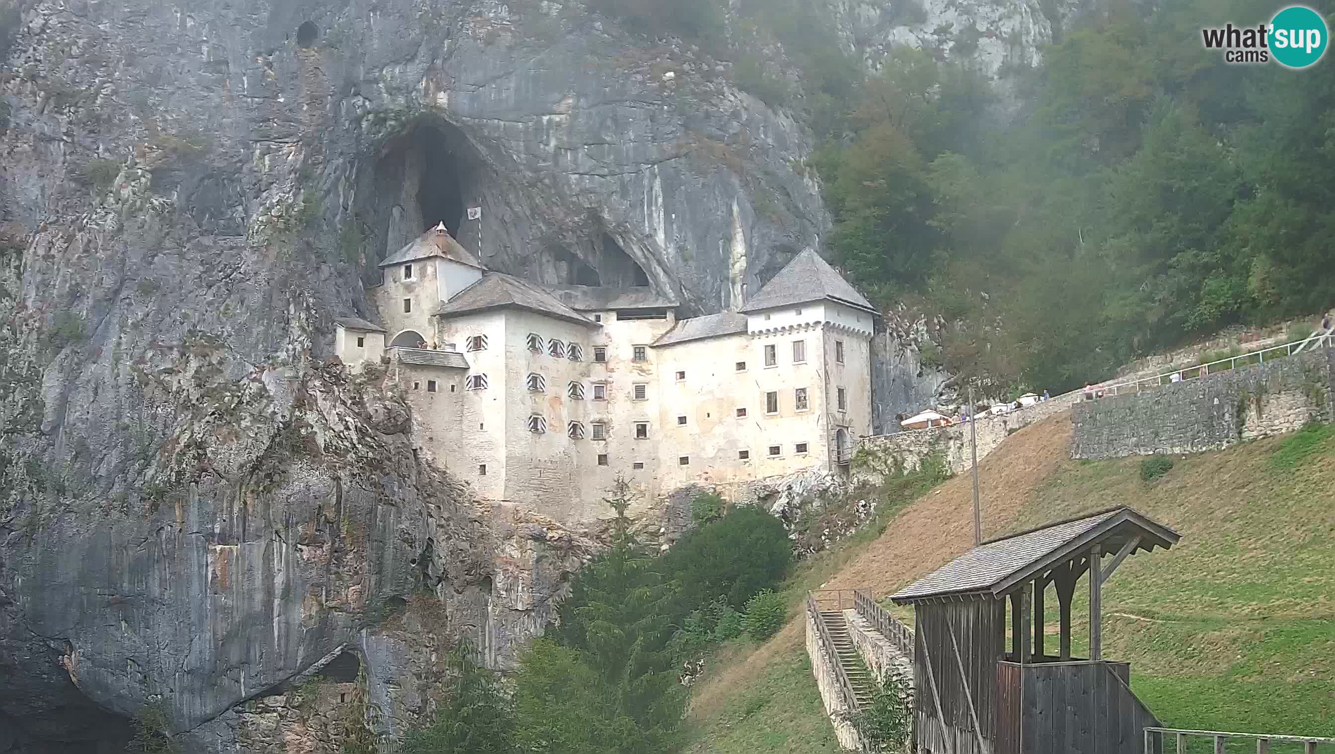 Web kamera Predjamski dvorac – Postojna – Slovenija