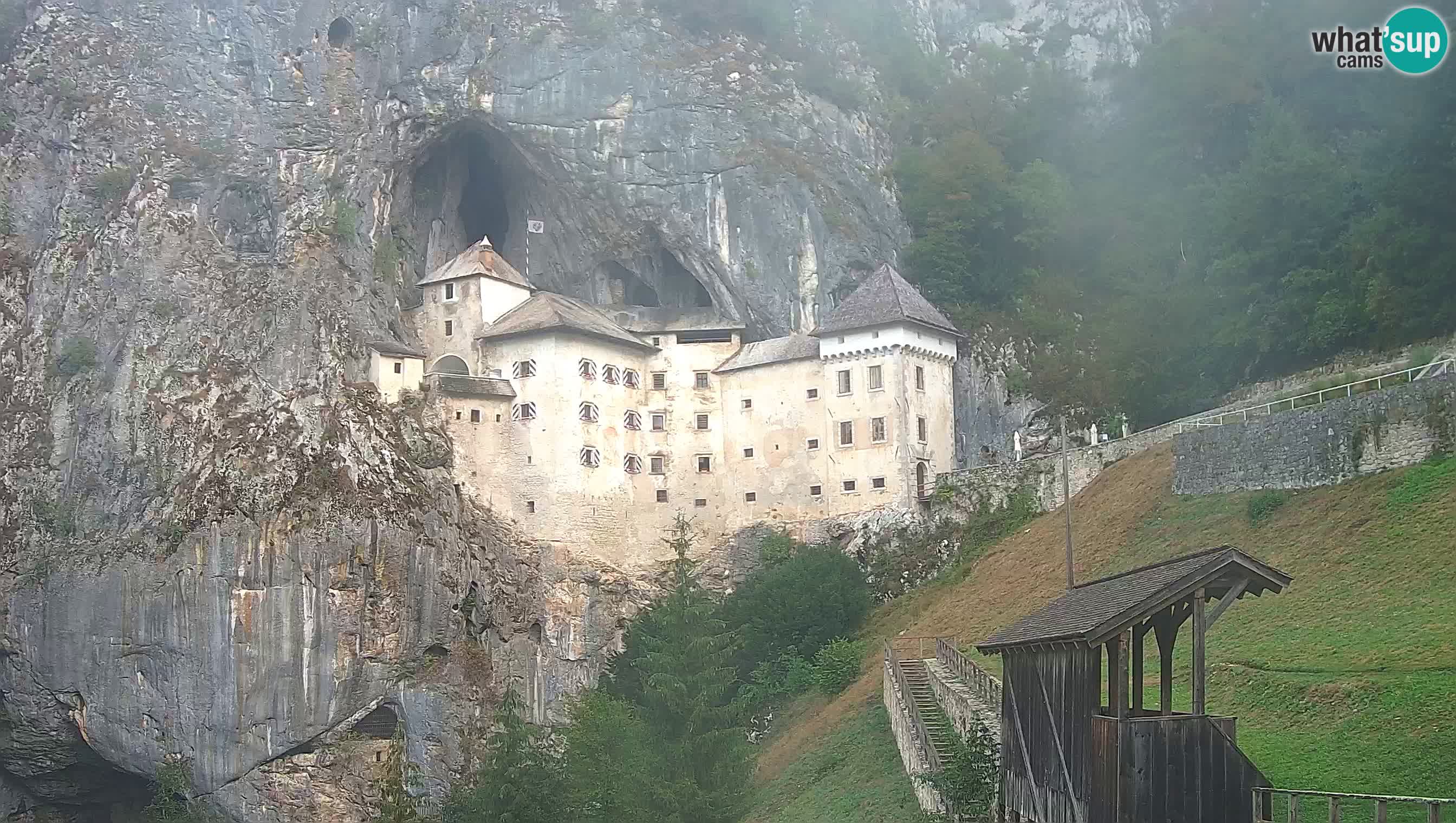 Live Webcam Castello di Predjama – Postumia – Slovenia