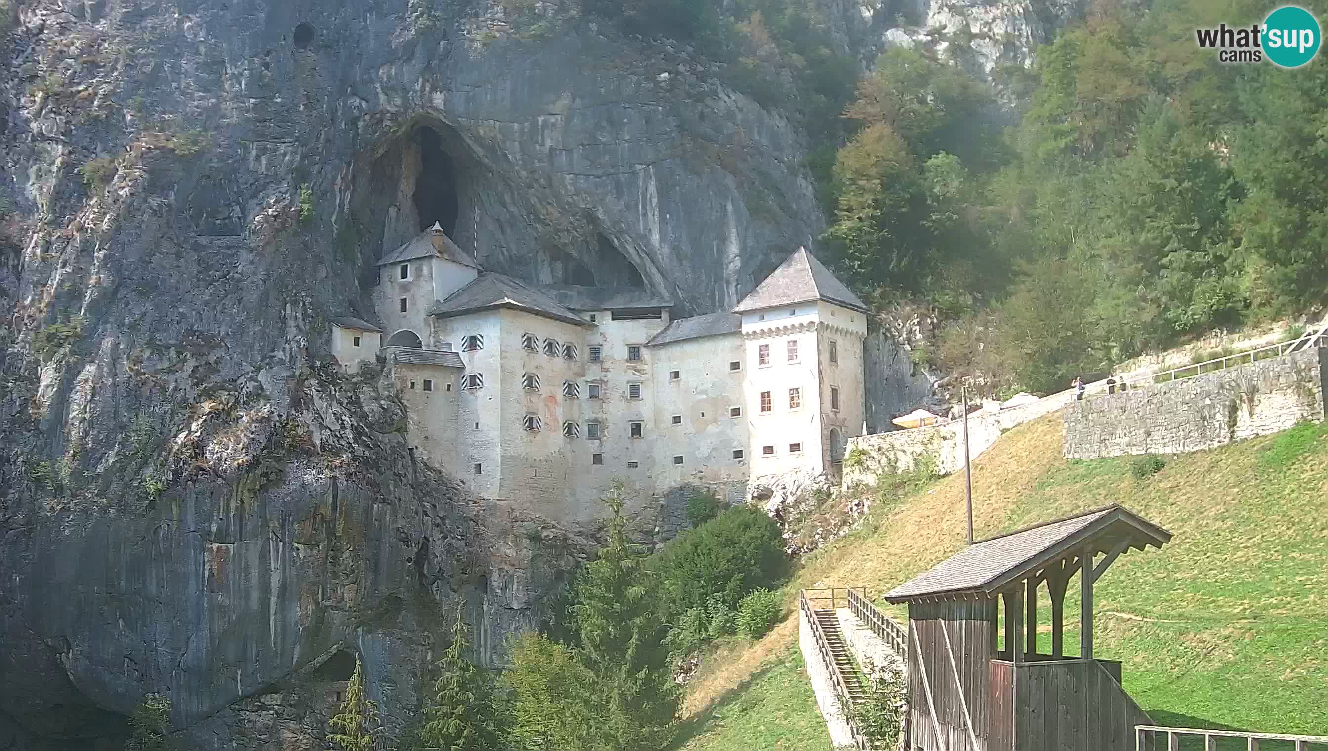 Web kamera Predjamski dvorac – Postojna – Slovenija