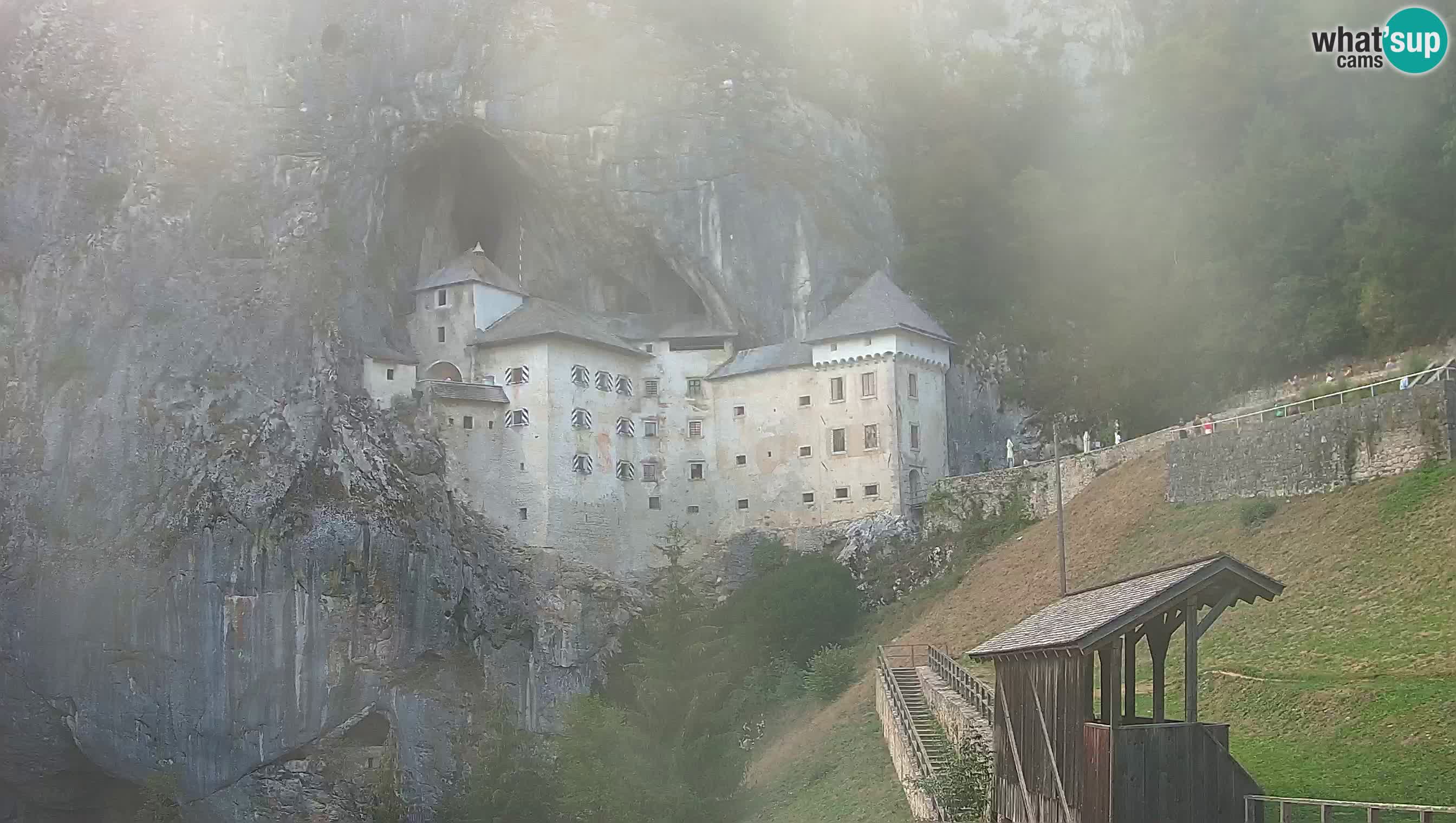 Live Webcam Grad Predjama – Château de Predjama – Postojna – Slovénie