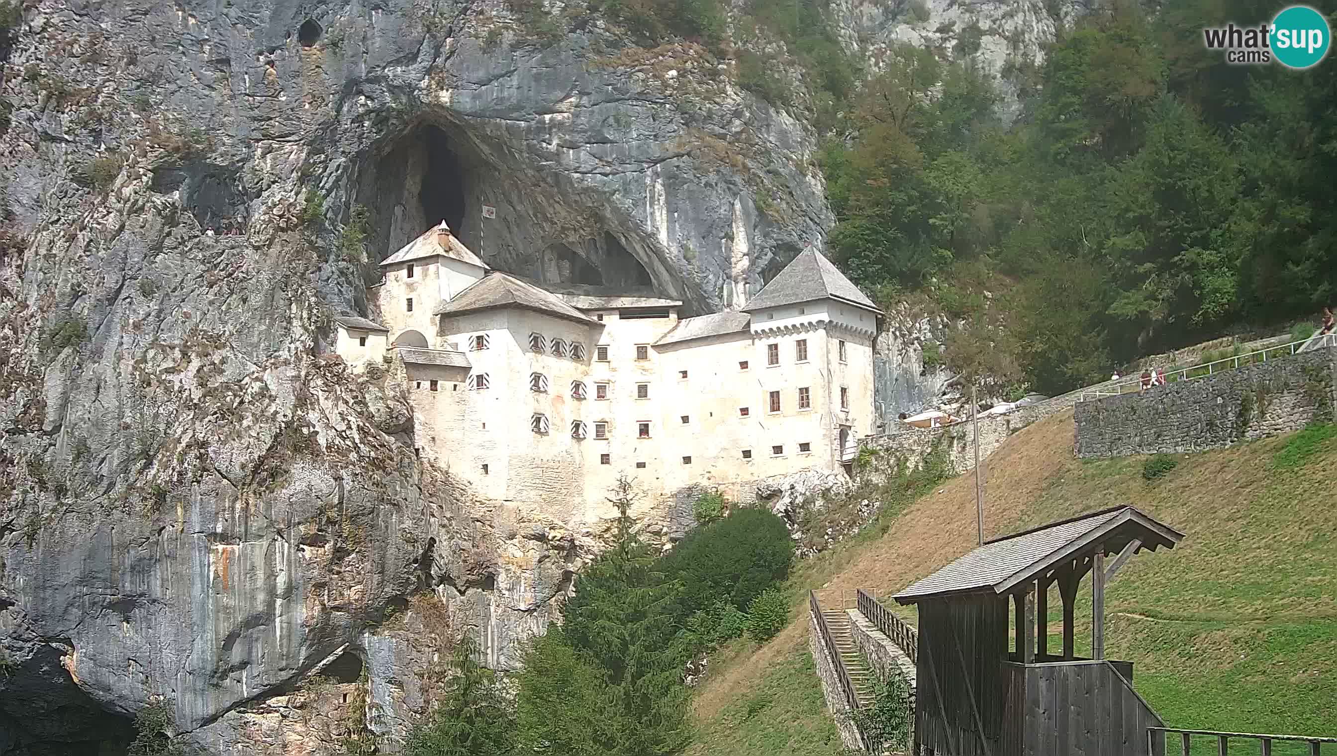 Web kamera Predjamski dvorac – Postojna – Slovenija